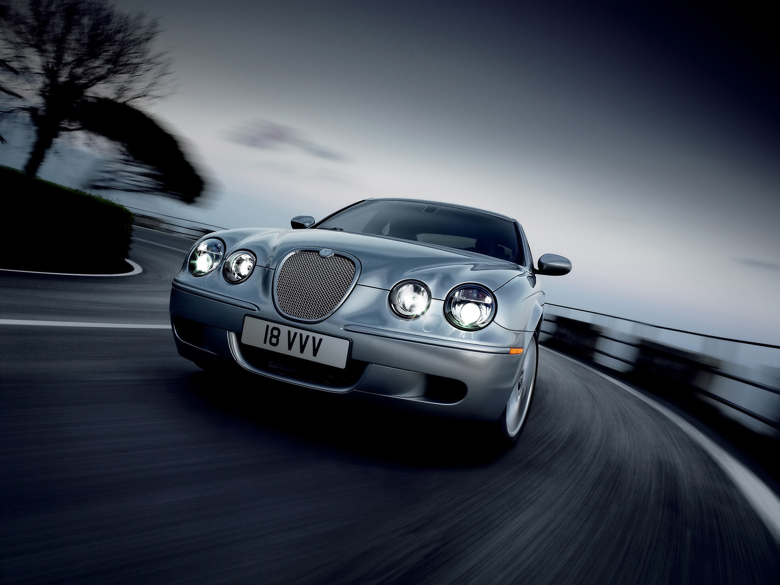 Jaguar S-Type photo #2