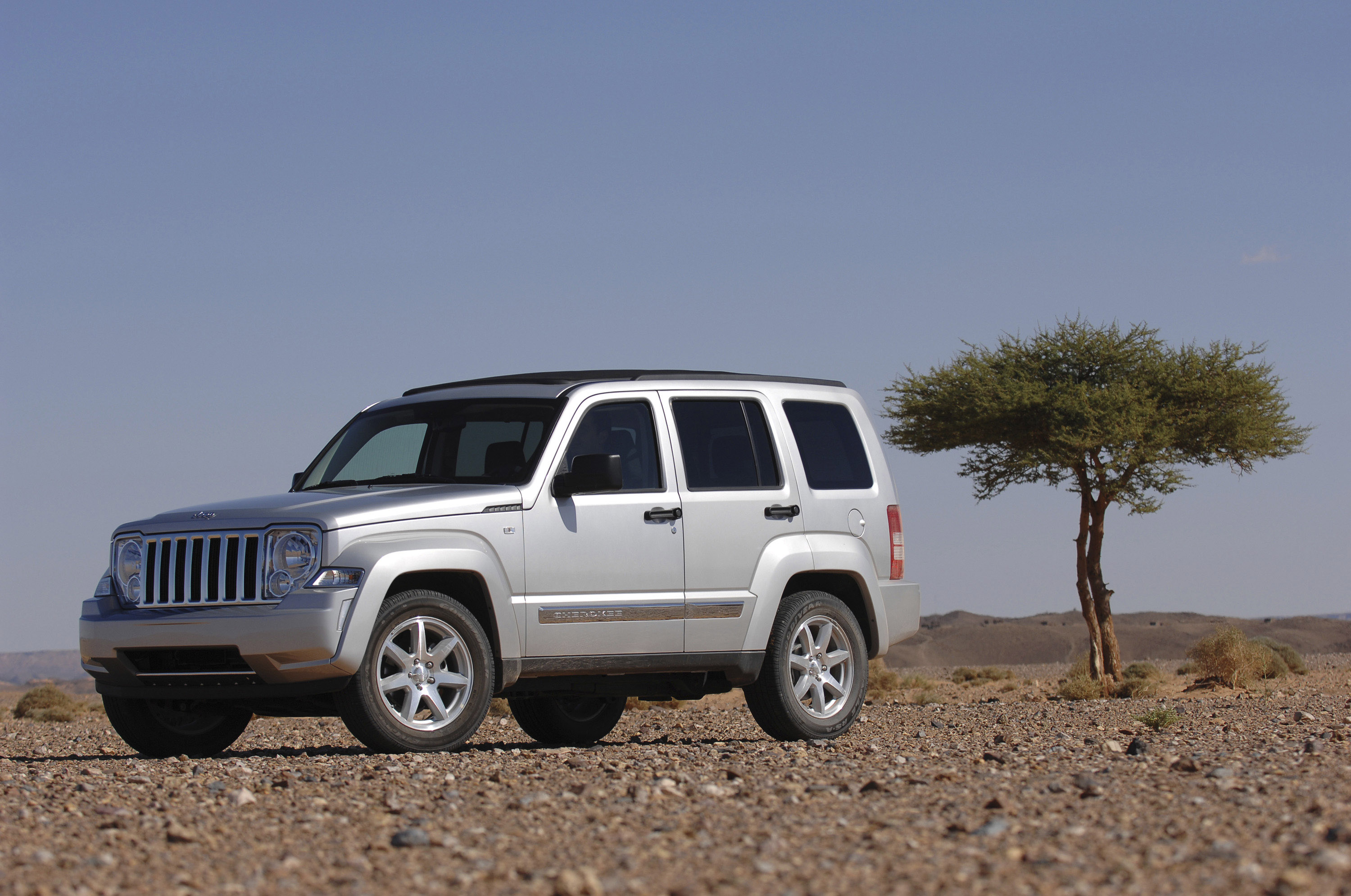Jeep Cherokee photo #28