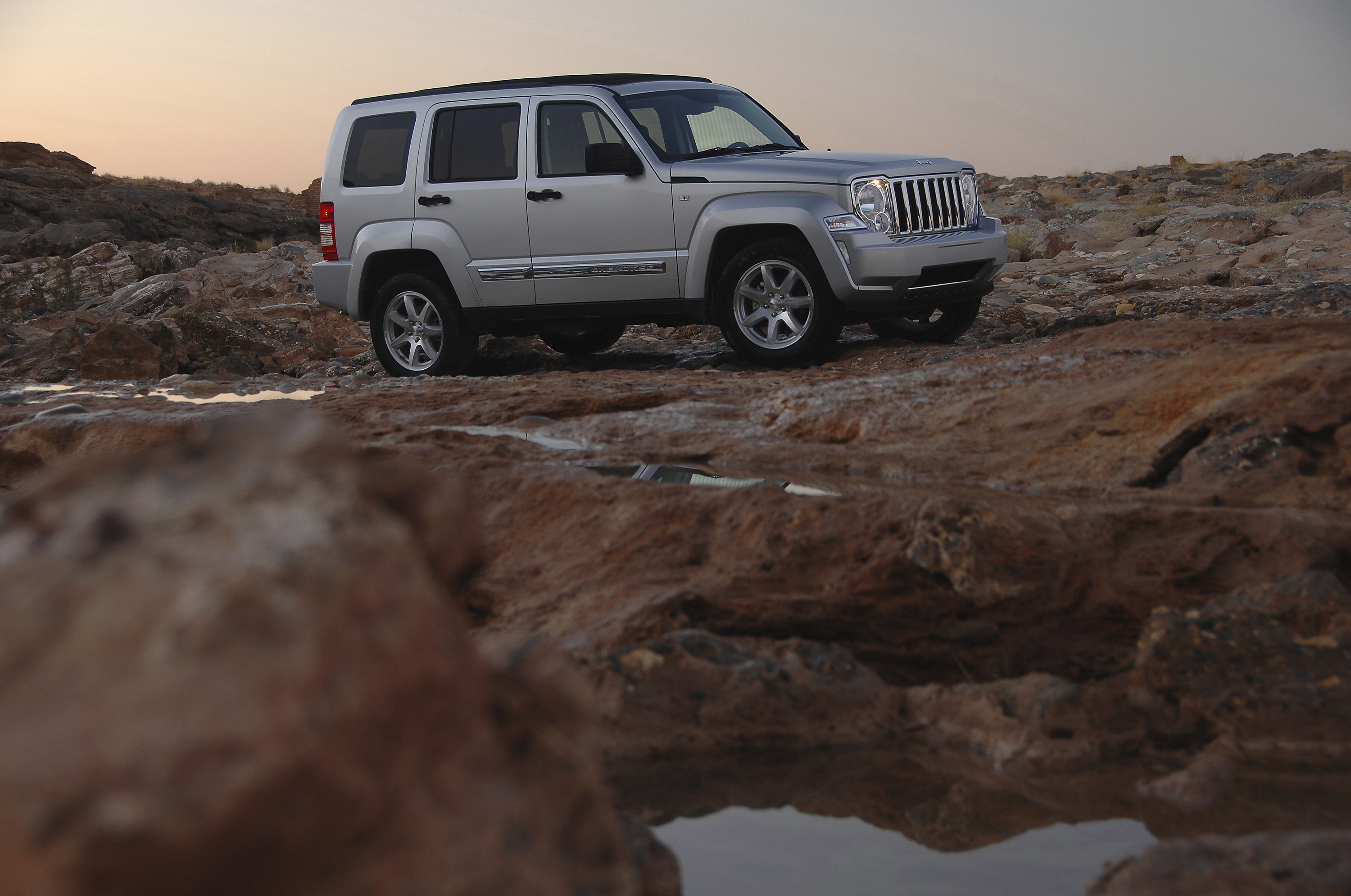Jeep Cherokee photo #30
