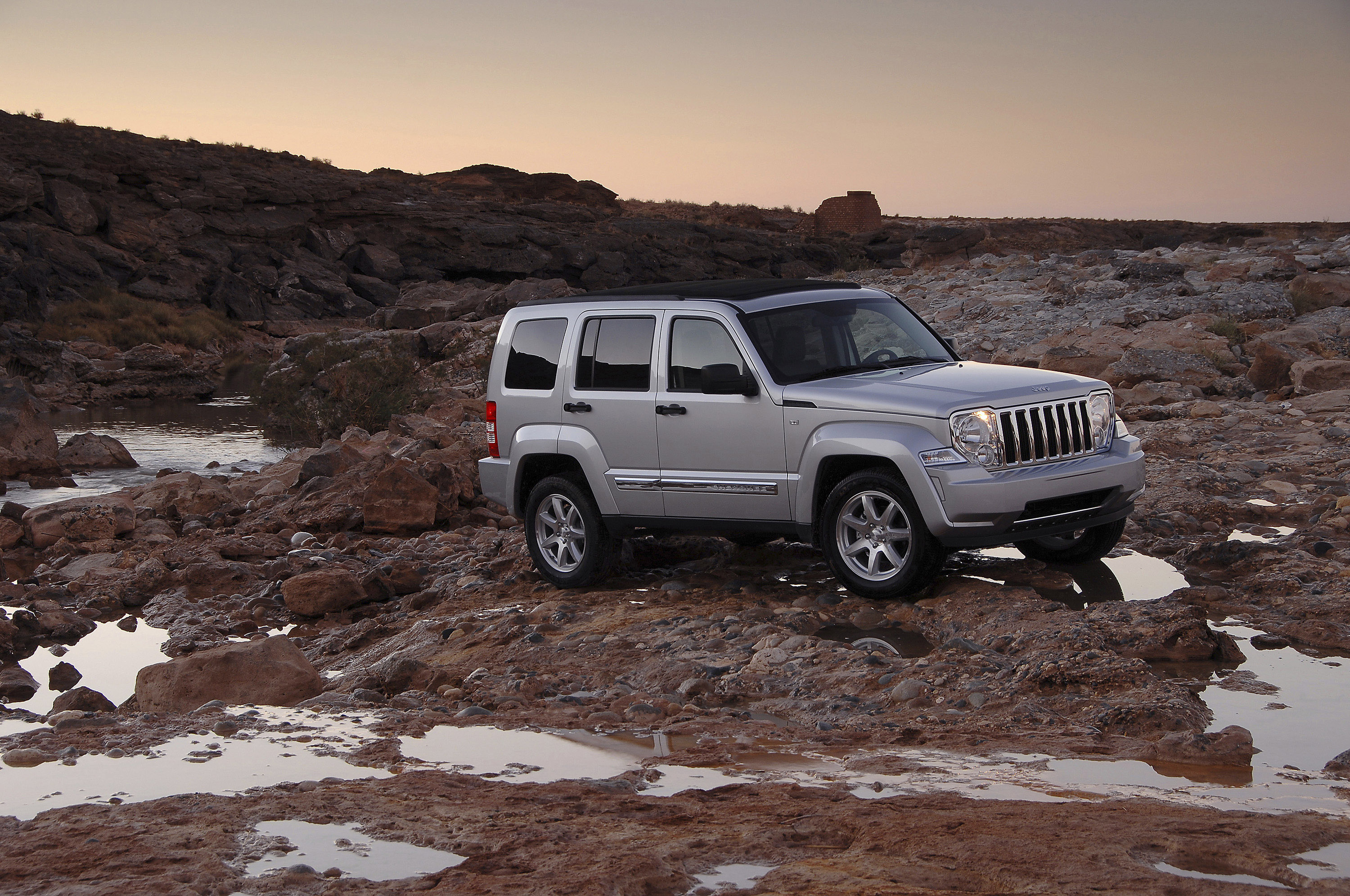 Jeep Cherokee photo #32