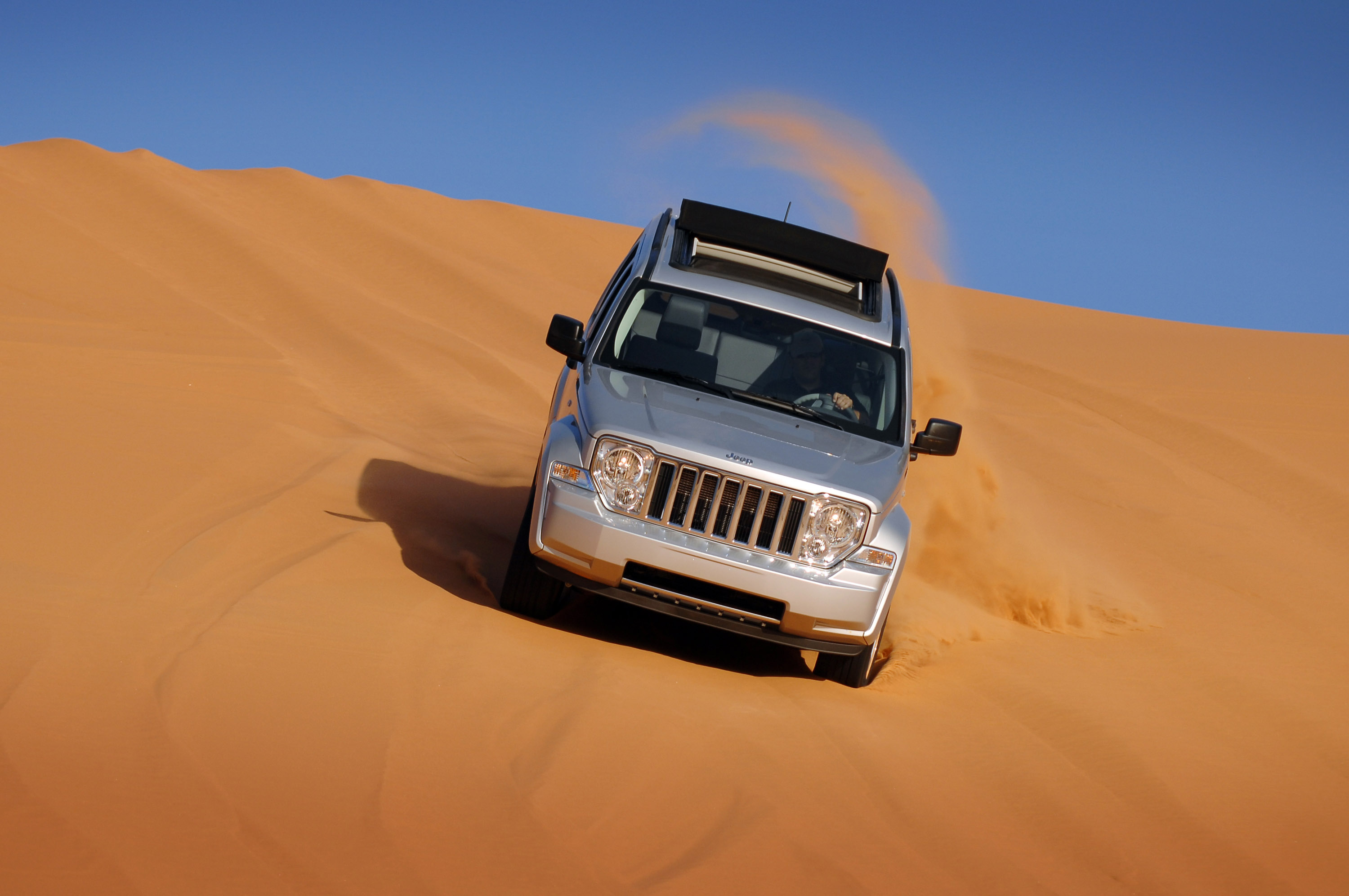 Jeep Cherokee photo #50