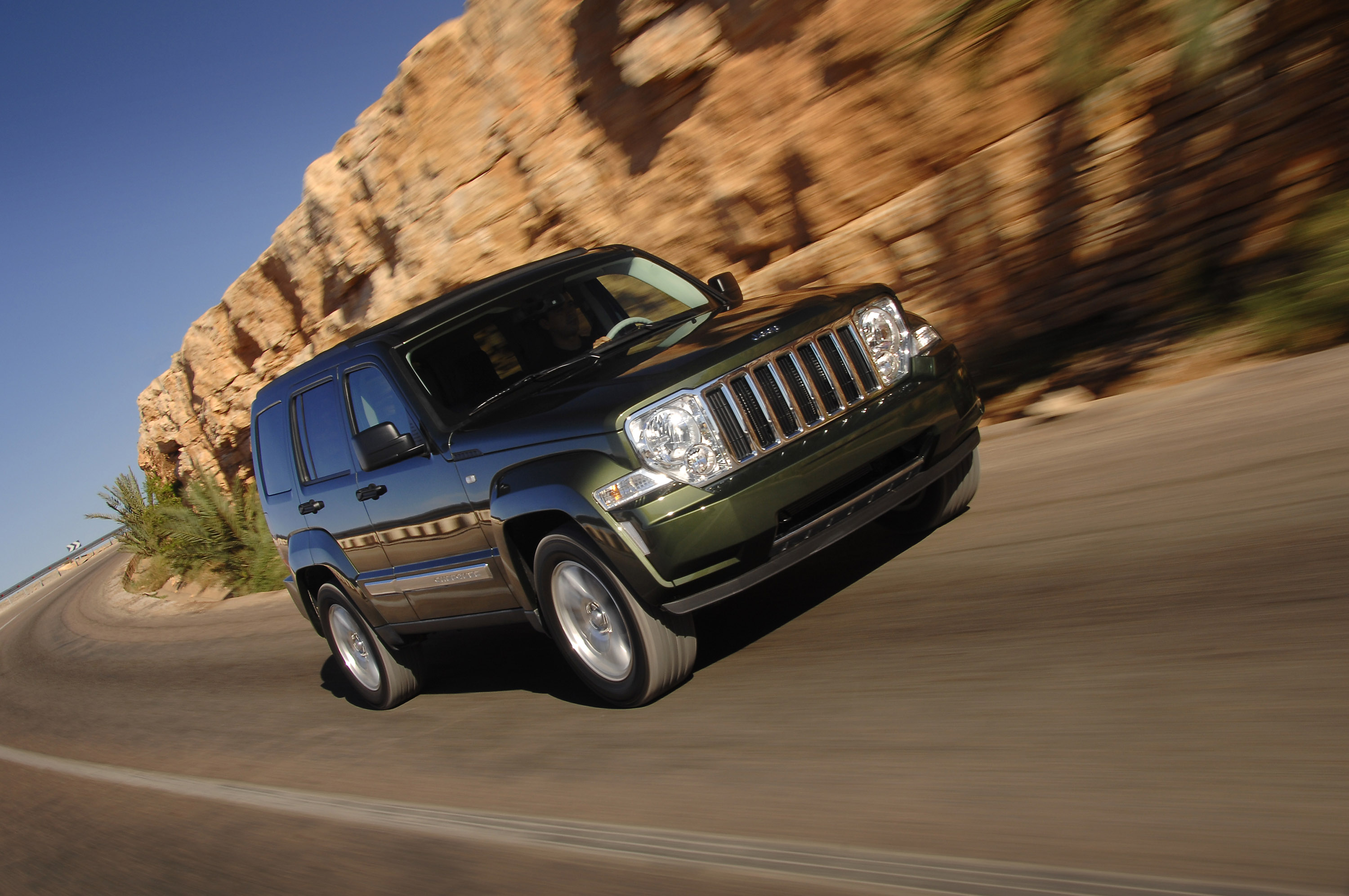 Jeep Cherokee photo #52