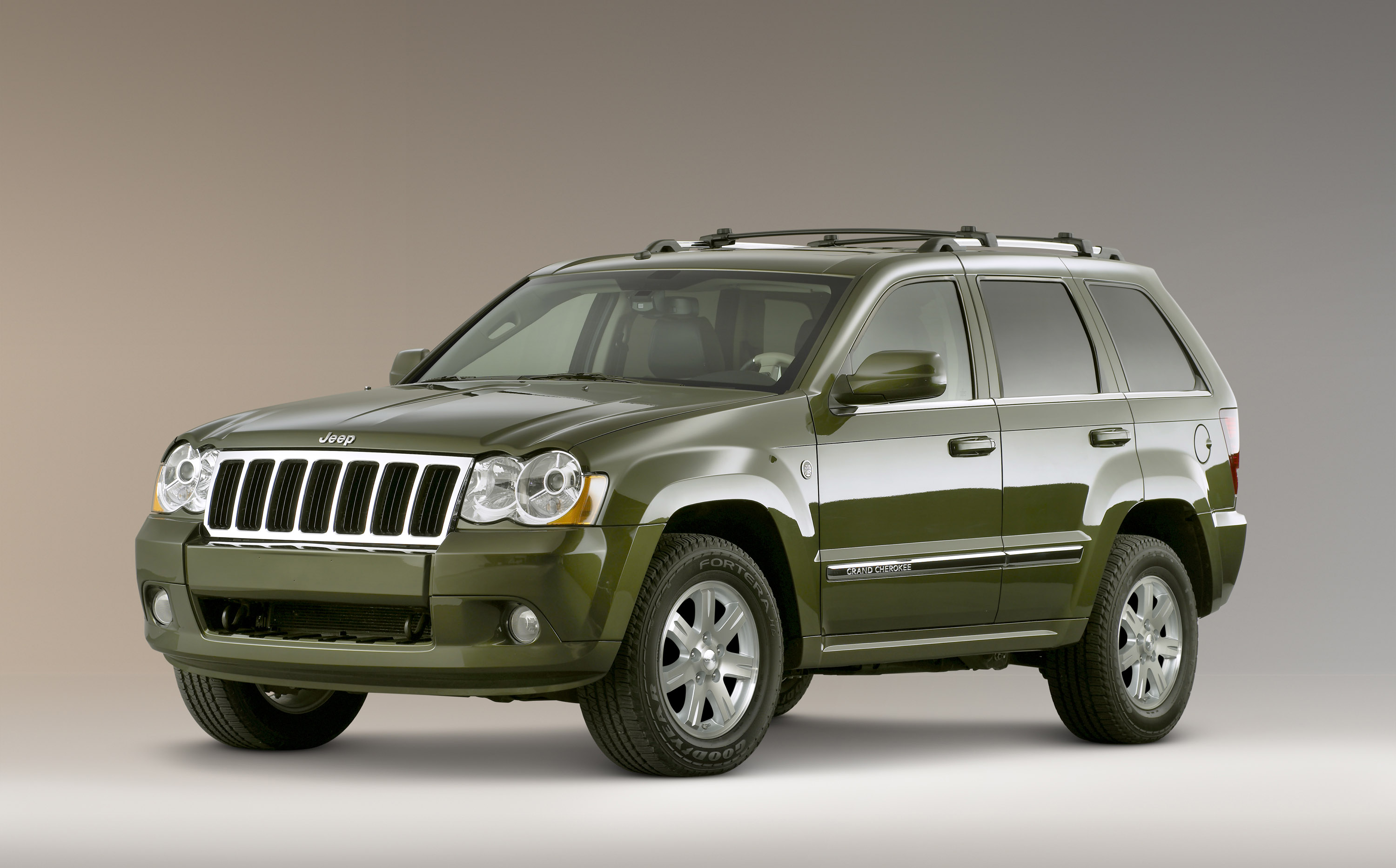 Jeep Grand Cherokee photo #1