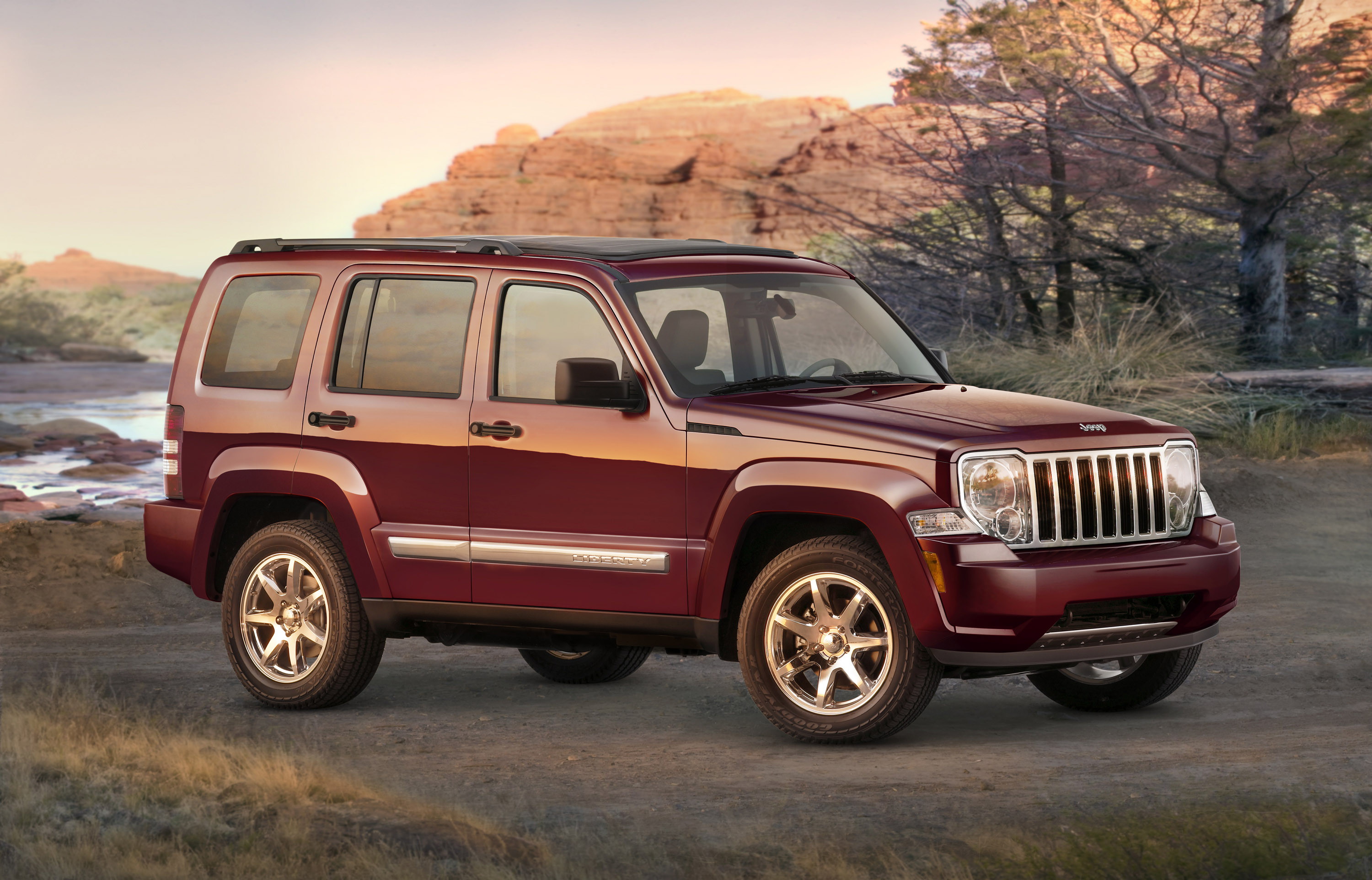 Jeep Liberty photo #2