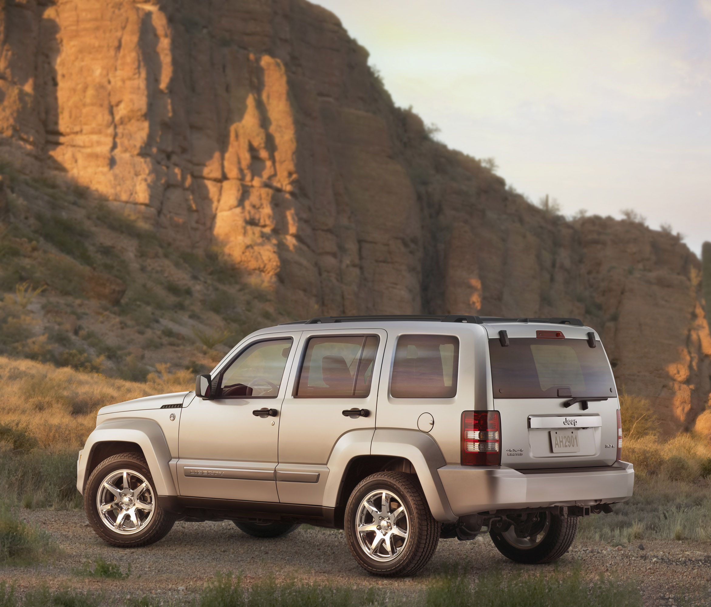 Jeep Liberty photo #23