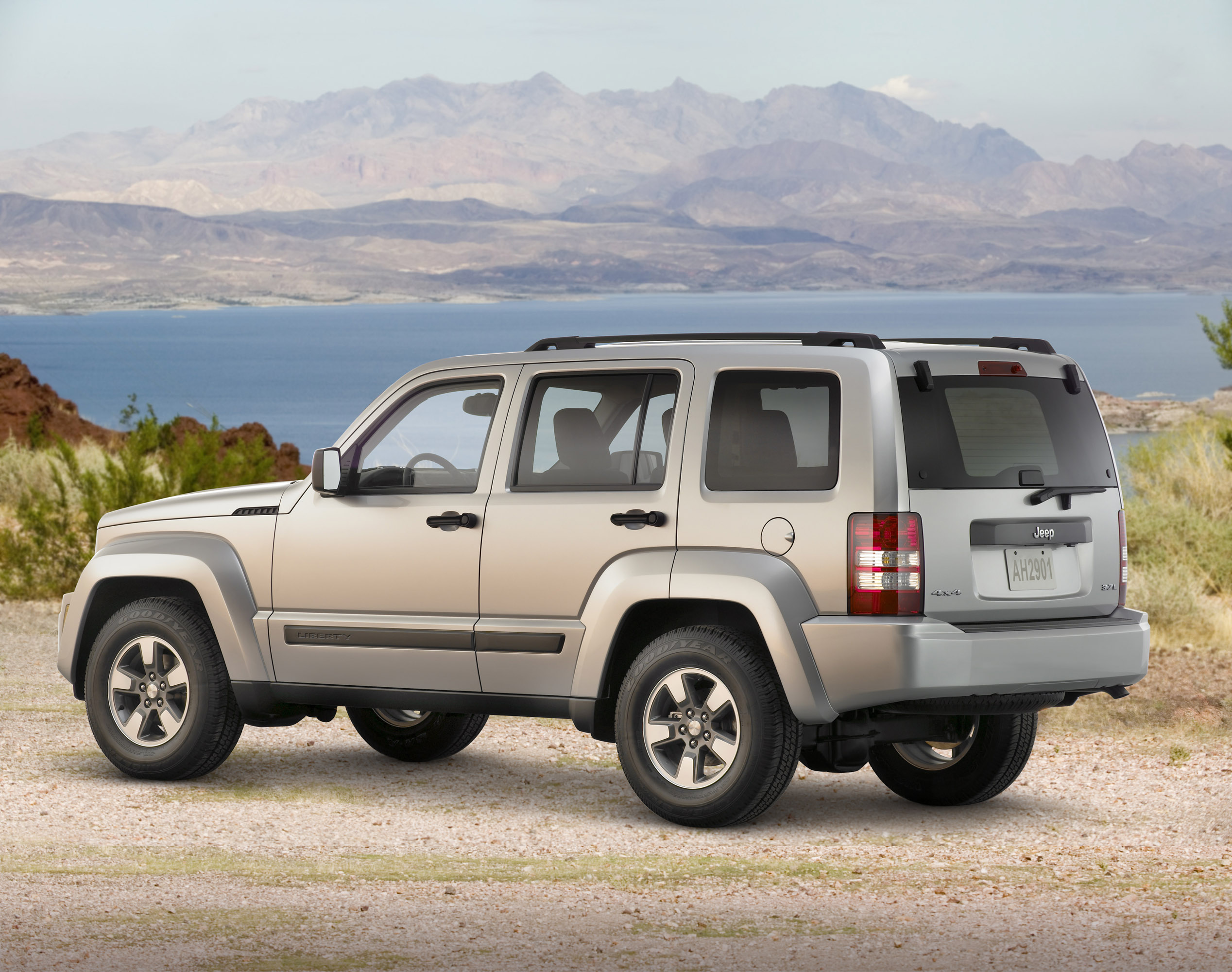 Jeep Liberty photo #26