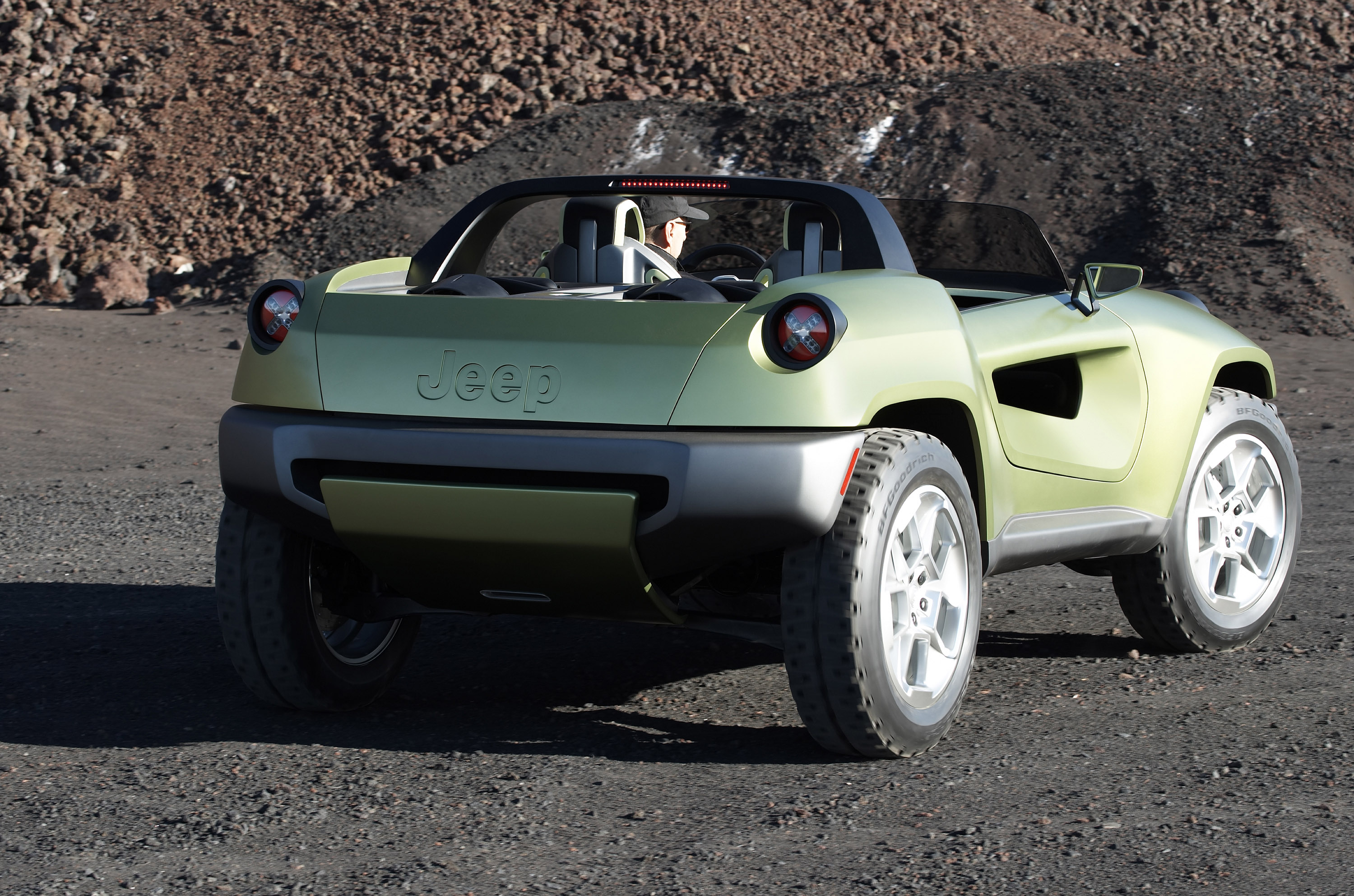 Jeep Renegade Concept photo #19