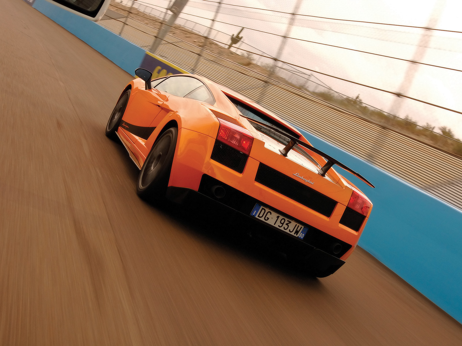Lamborghini Gallardo Superleggera photo #15