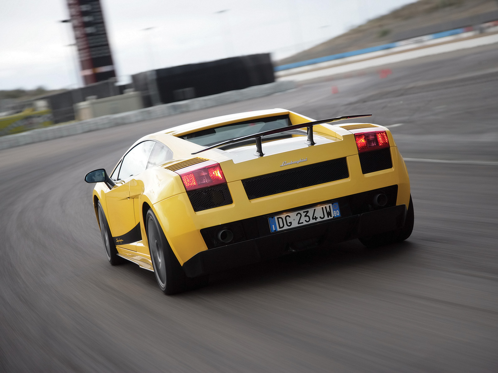 Lamborghini Gallardo Superleggera photo #20