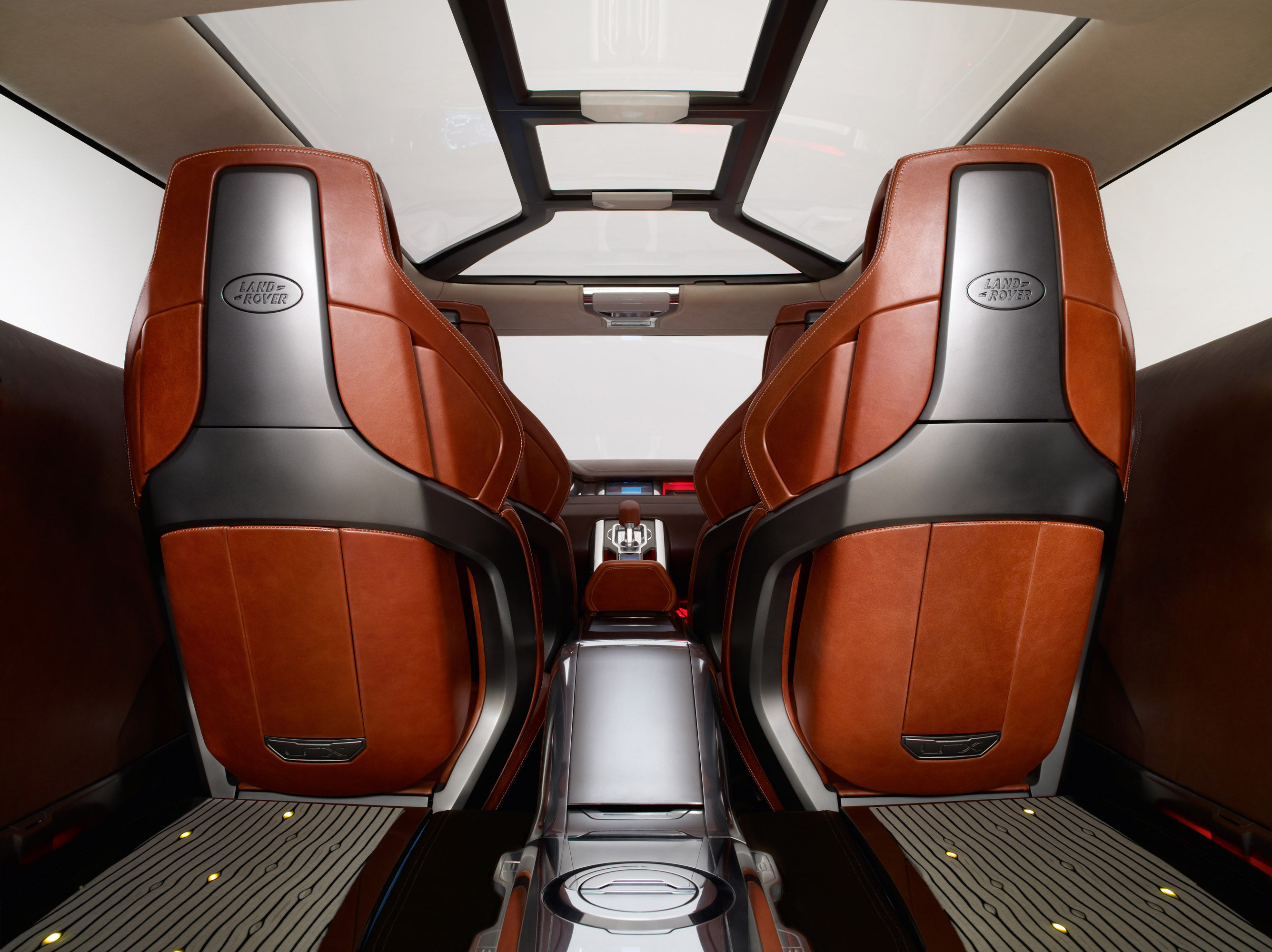 Land Rover LRX Concept photo #35