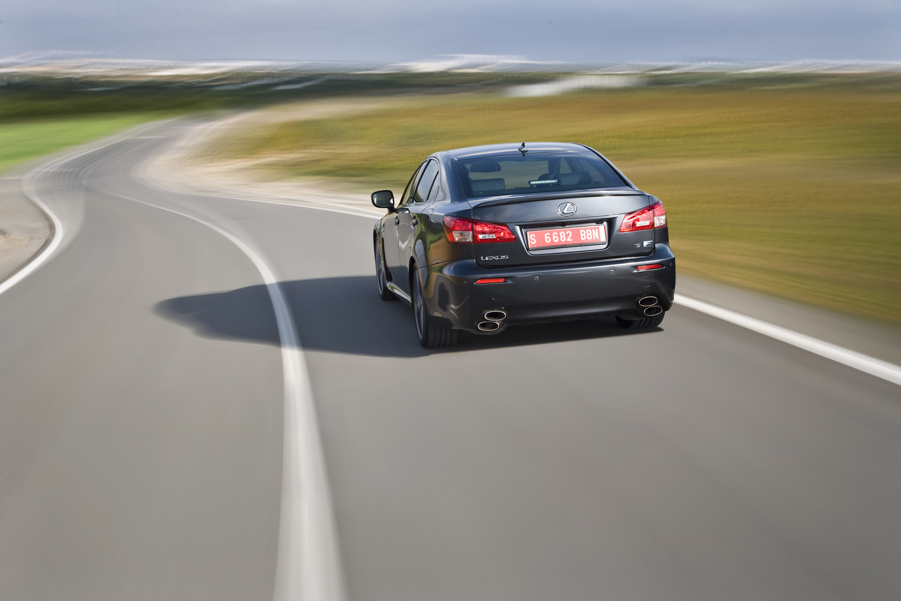 Lexus IS-F EU Version photo #25