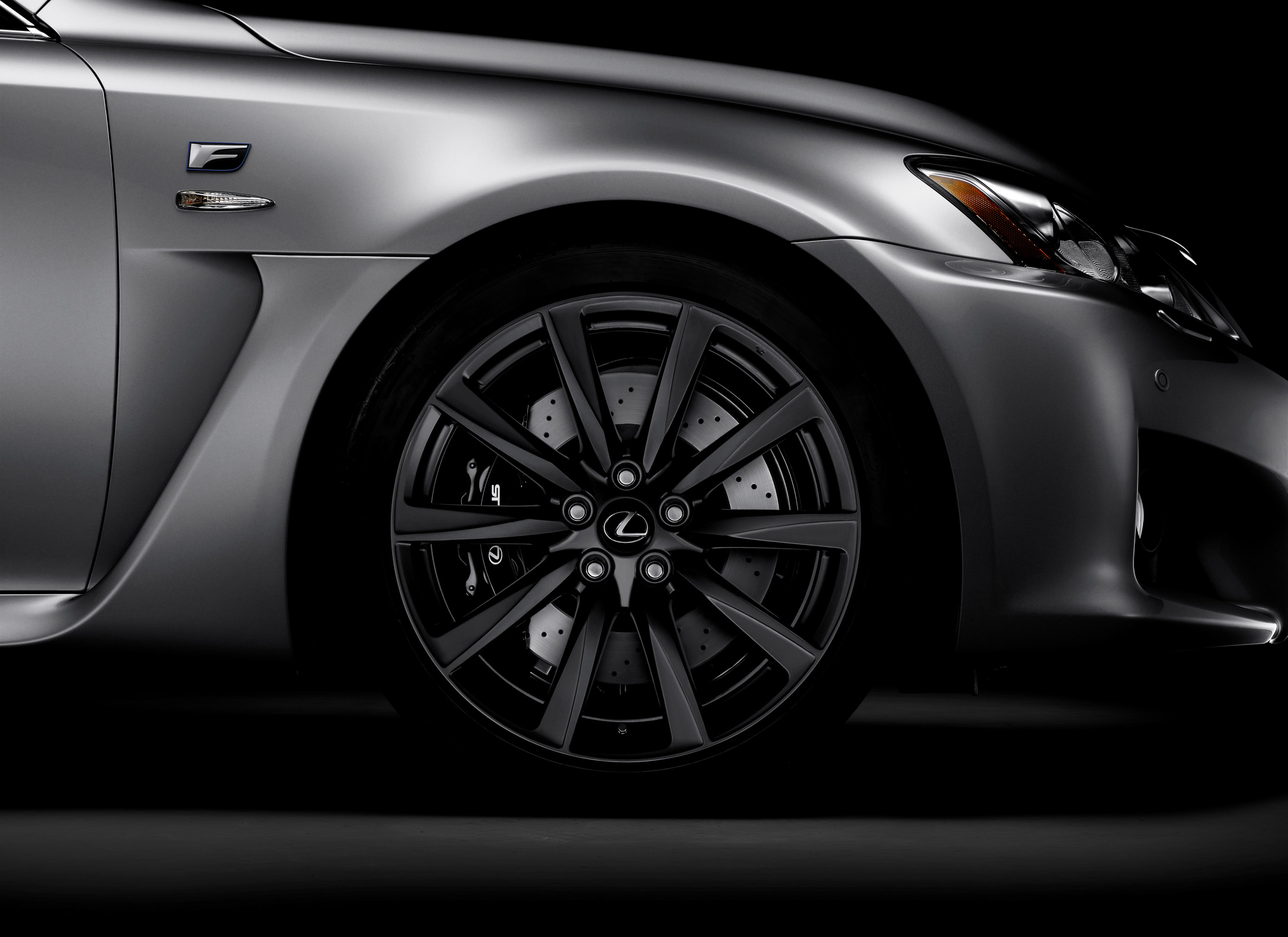 Lexus IS-F EU Version photo #29