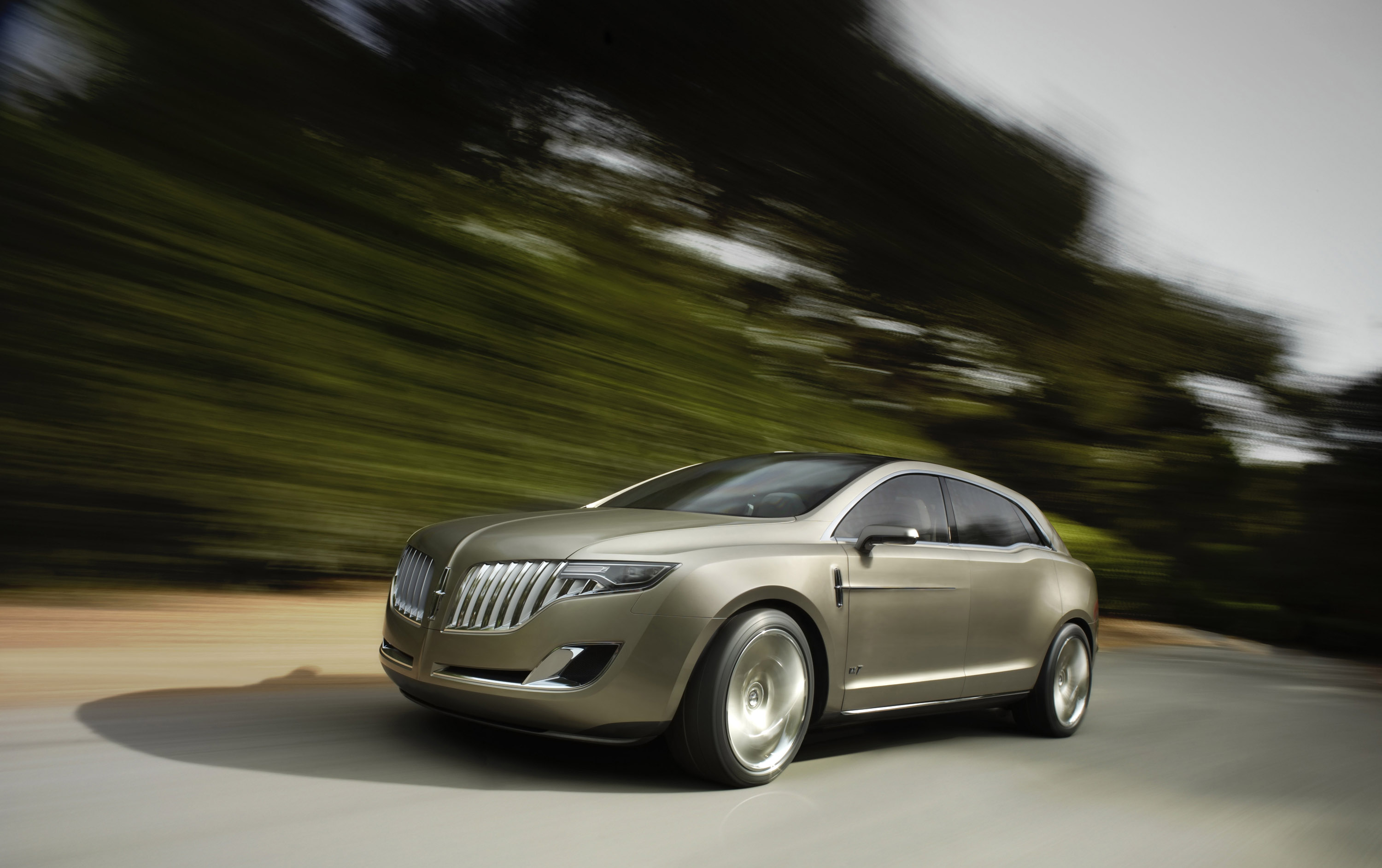 Lincoln MKT Concept photo #1