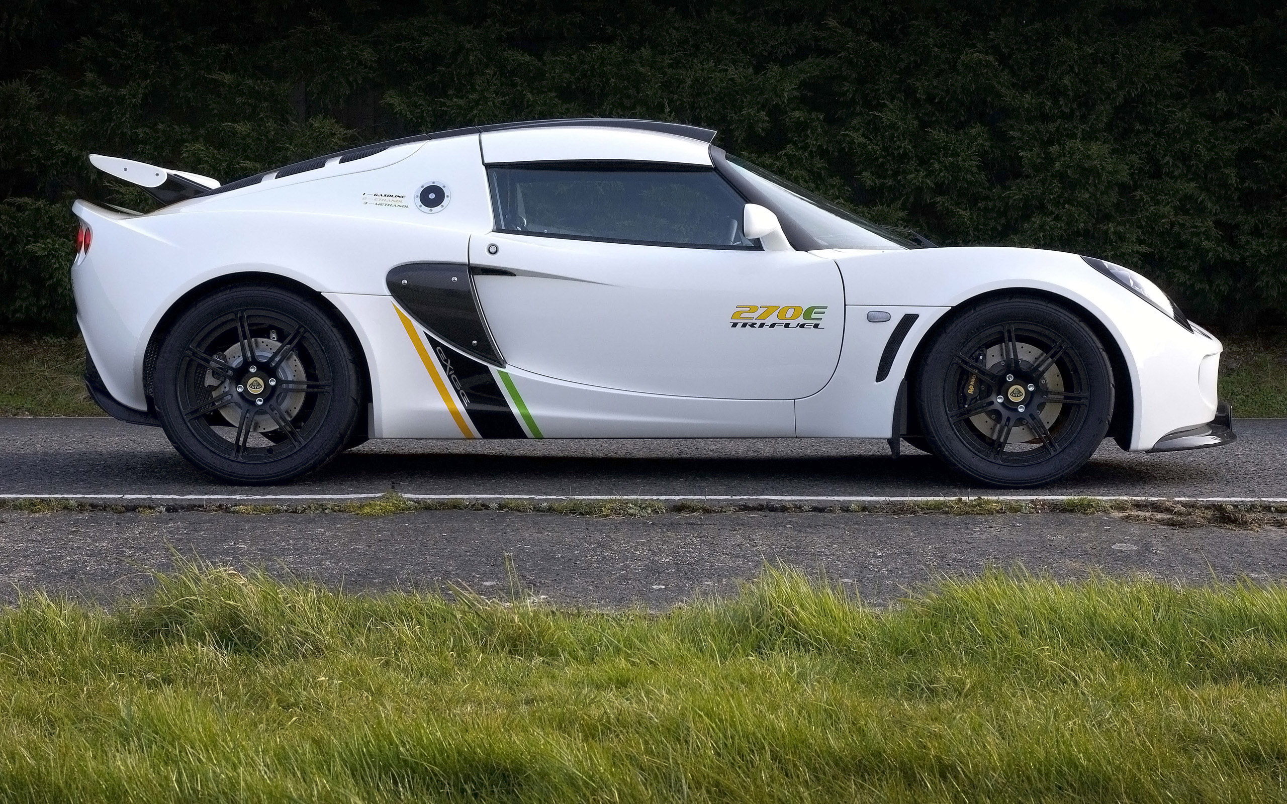 Lotus Exige 270E Tri-Fuel photo #4