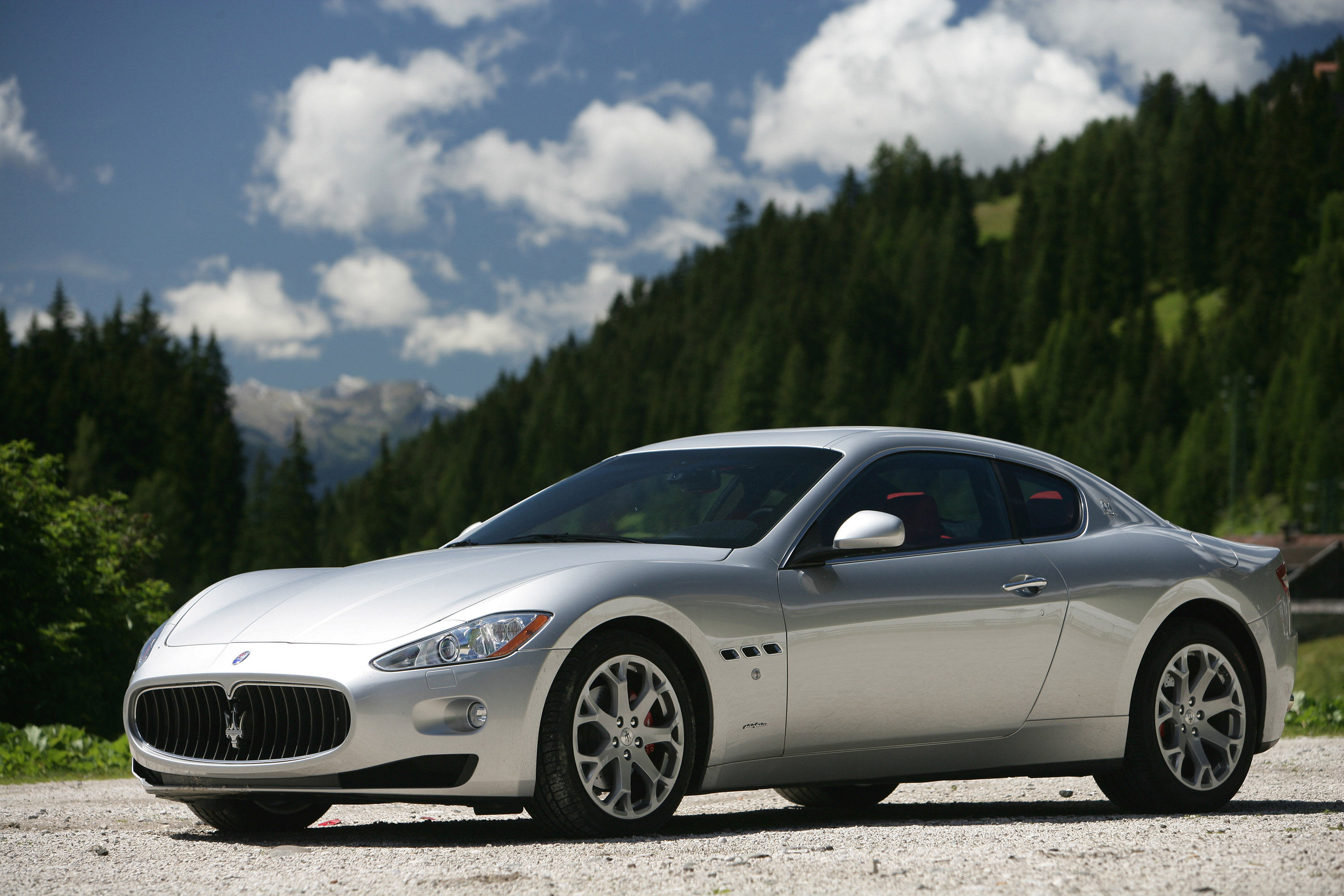 Maserati GranTurismo photo #2