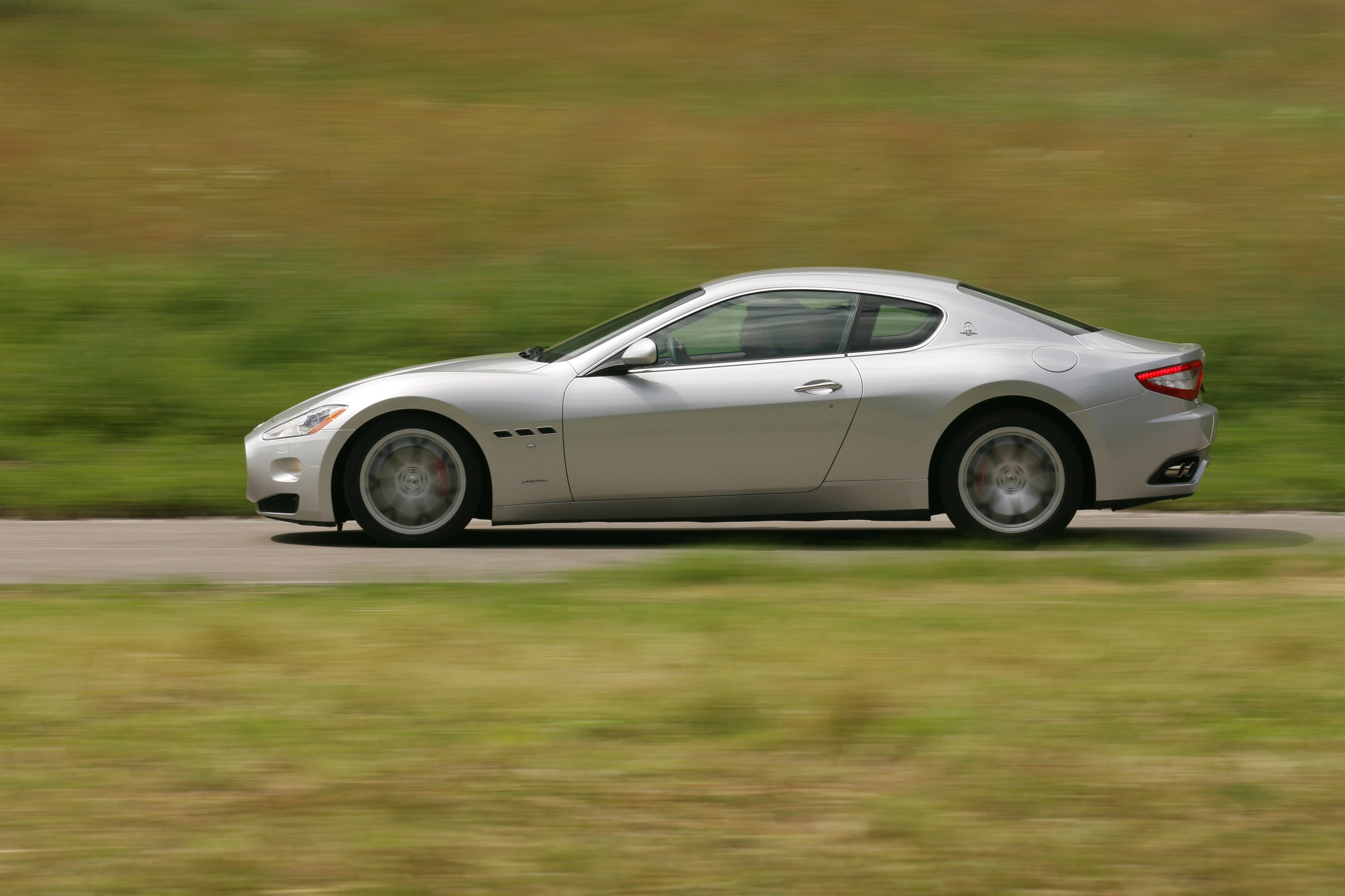 Maserati GranTurismo photo #22