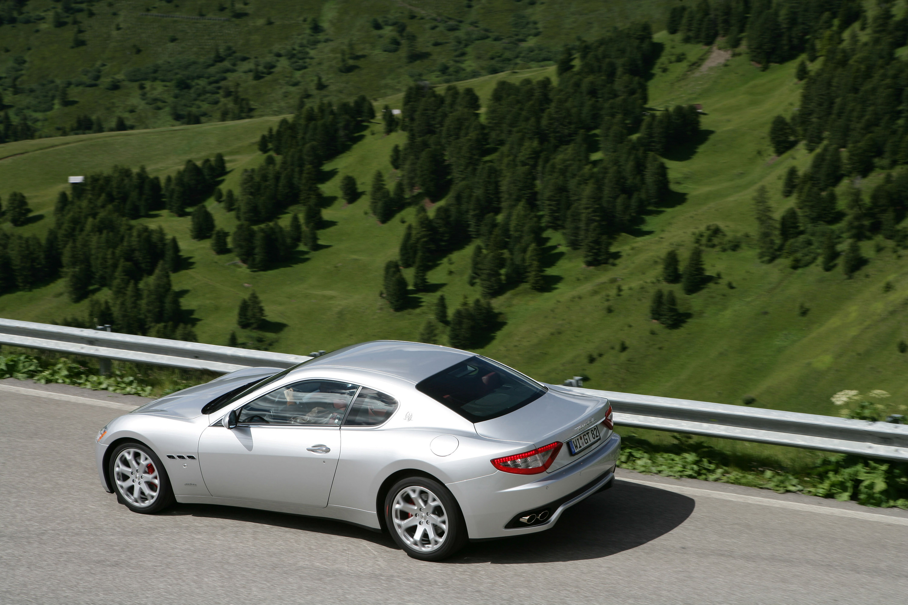 Maserati GranTurismo photo #28