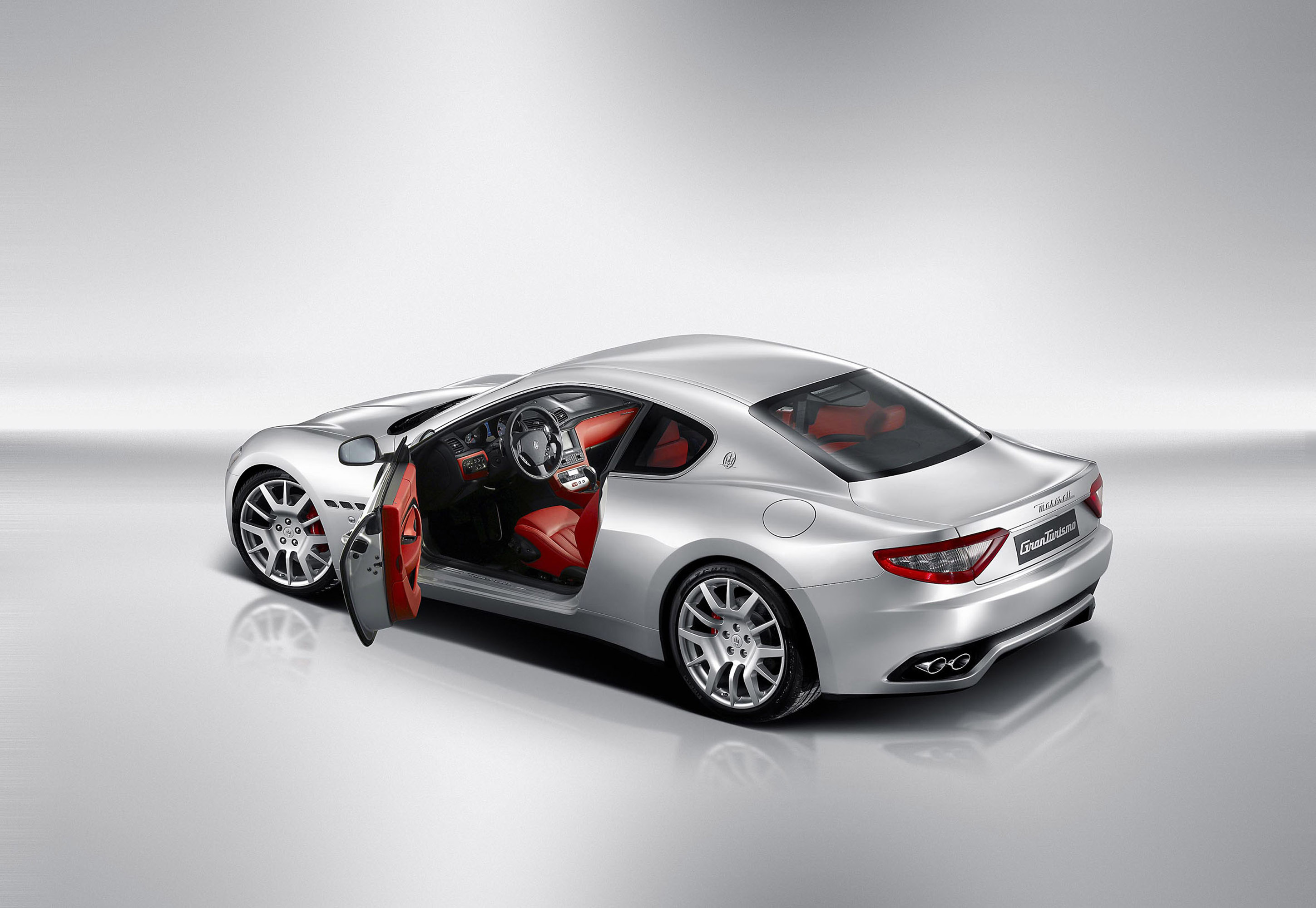 Maserati GranTurismo photo #44