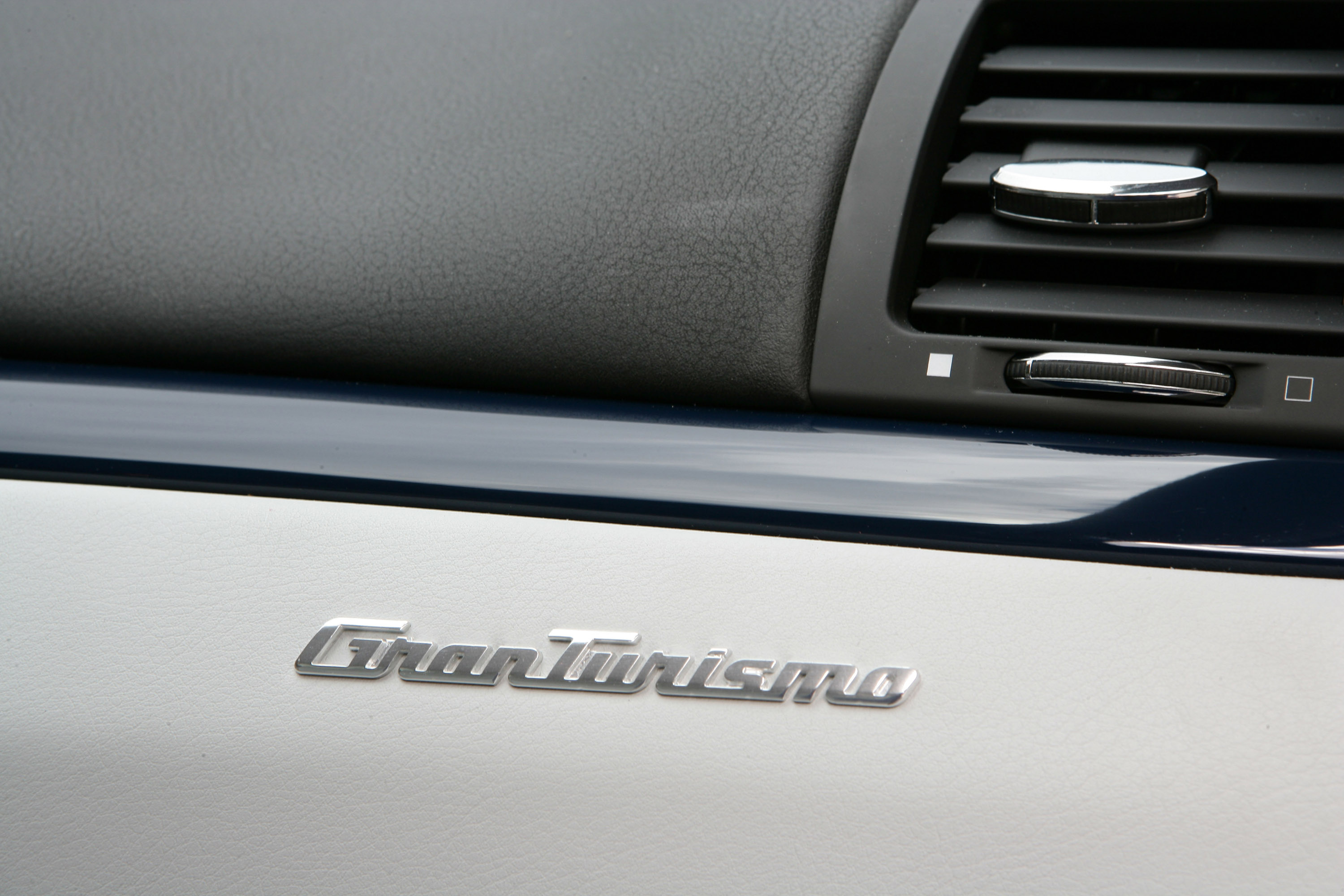 Maserati GranTurismo photo #50