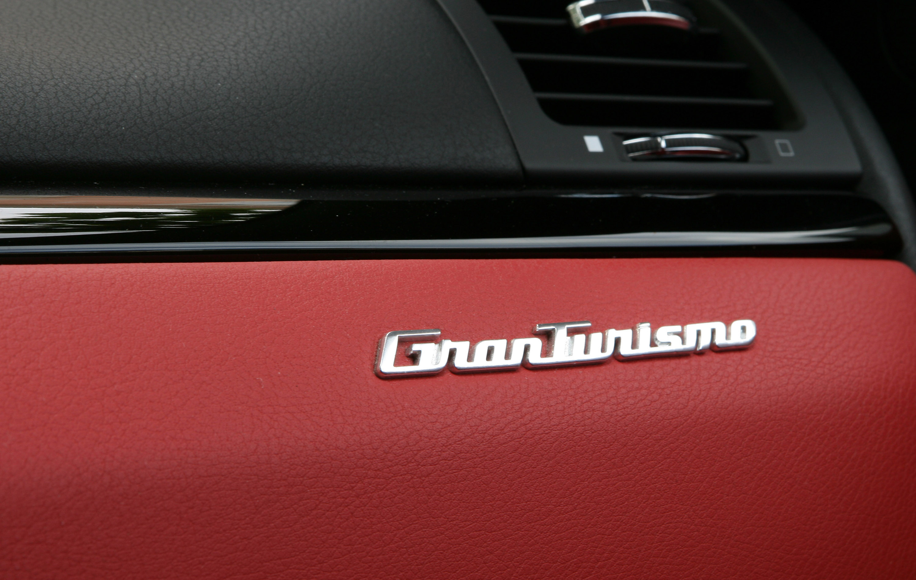 Maserati GranTurismo photo #51