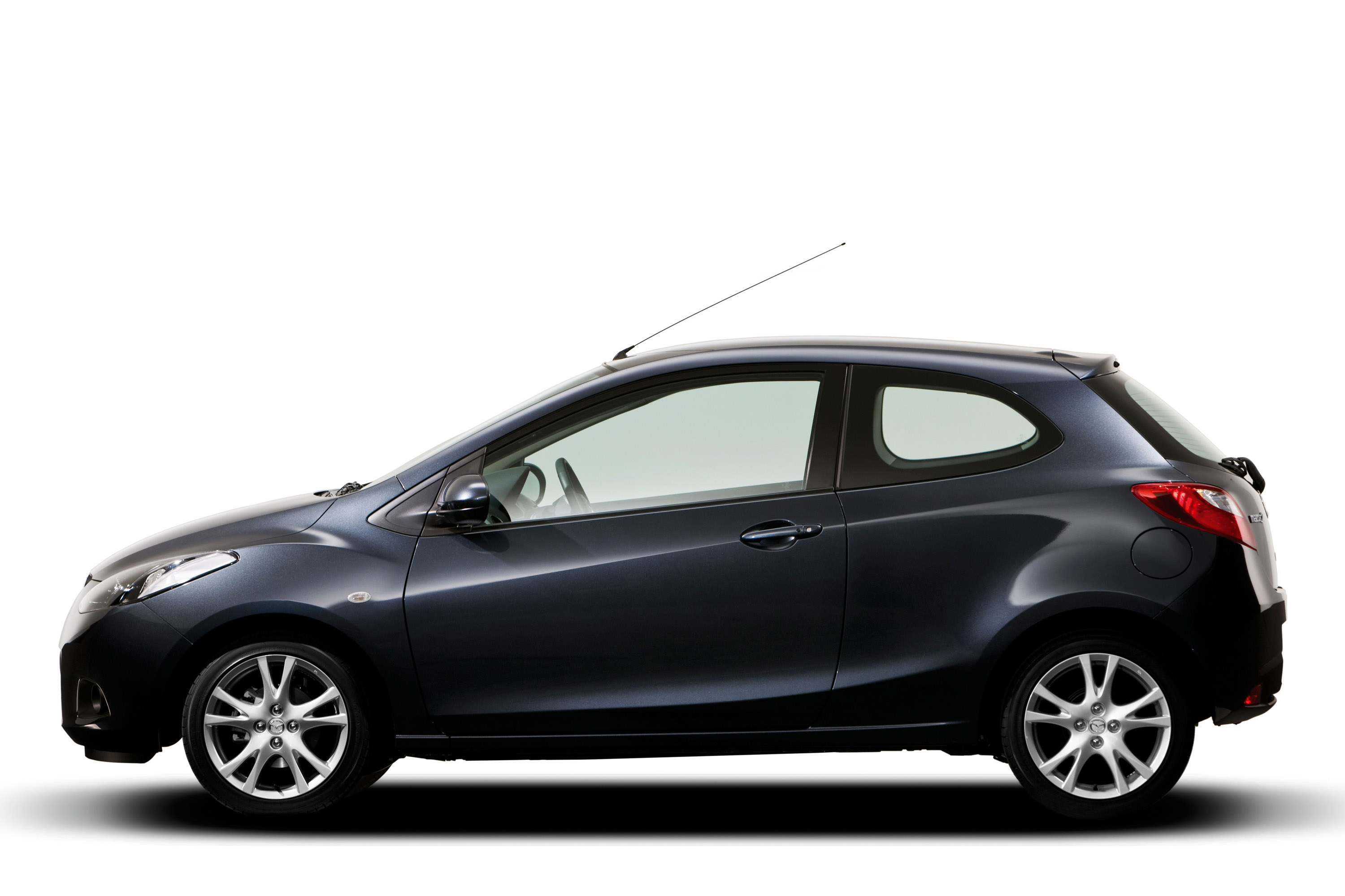 Mazda 2 photo #23