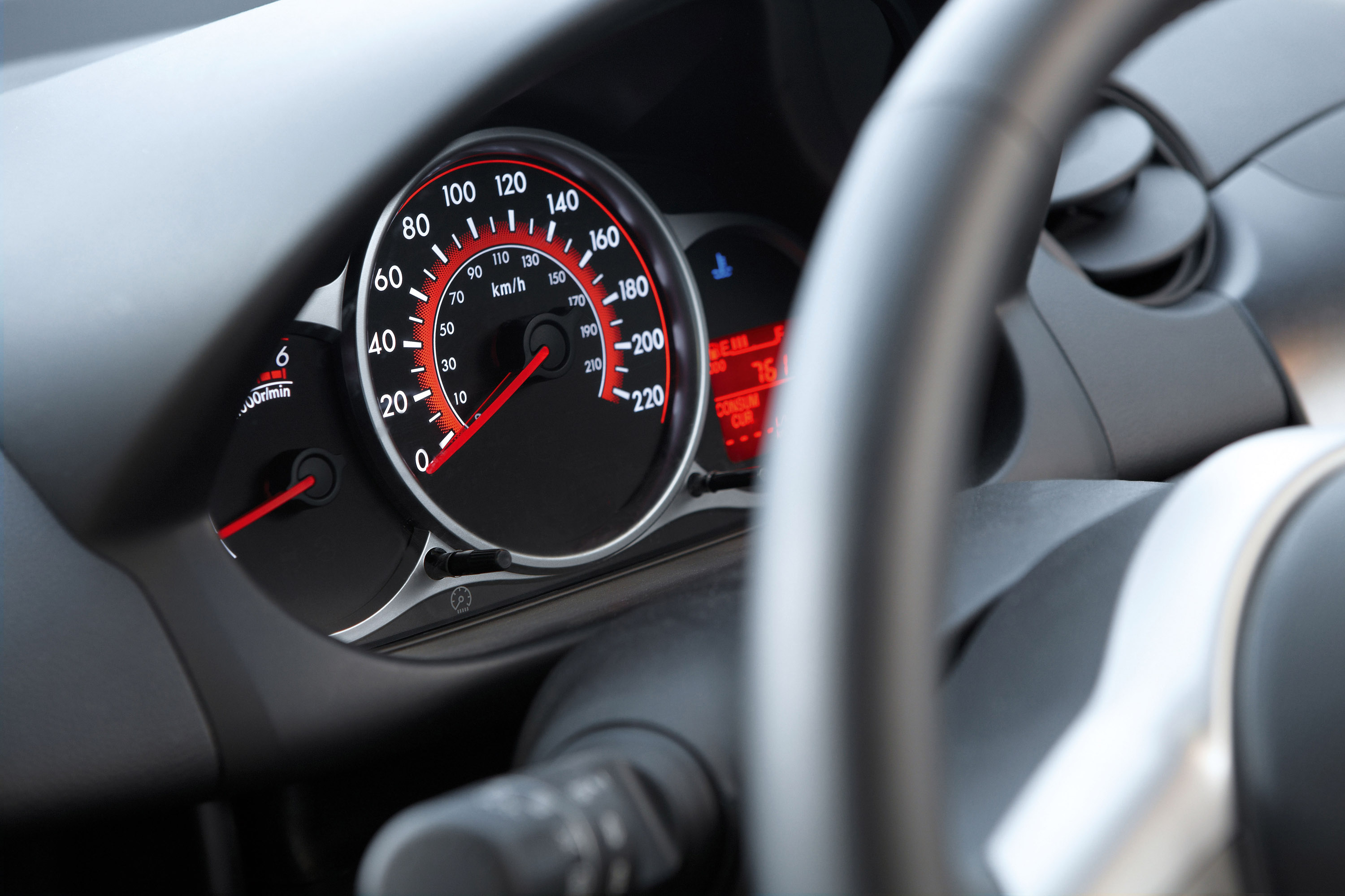 Mazda 2 photo #38