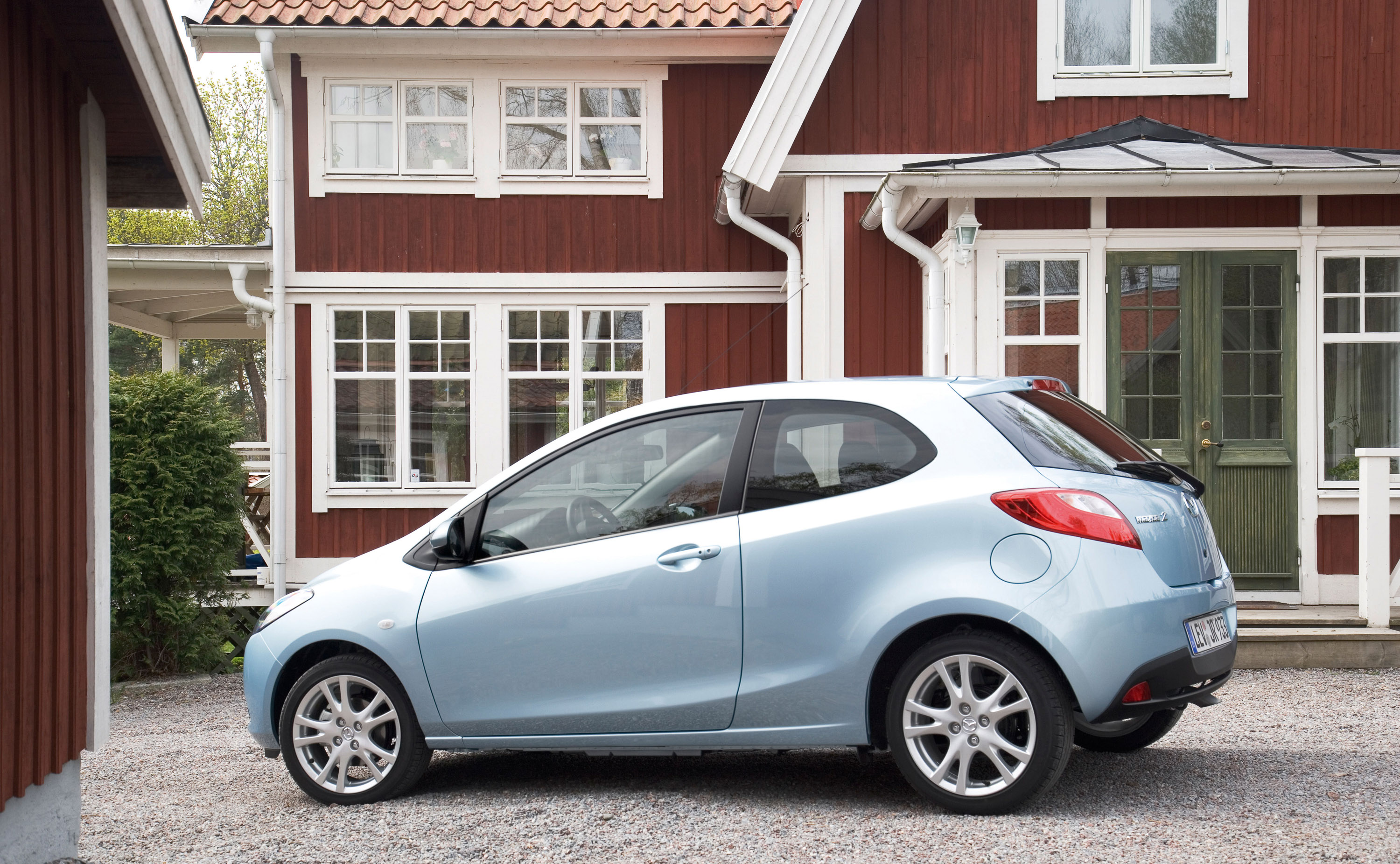 Mazda 2 photo #46