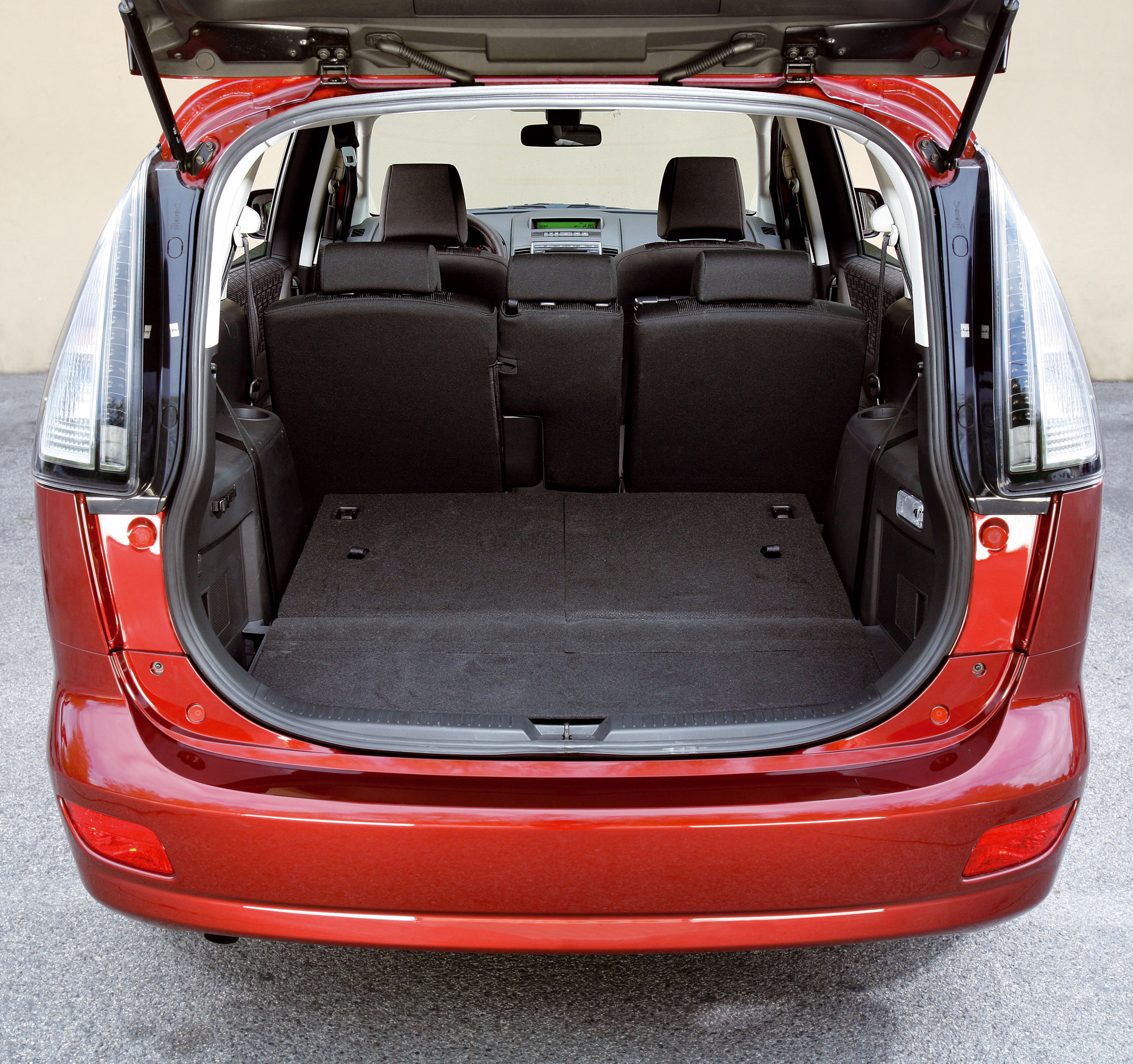 Mazda 5 photo #22