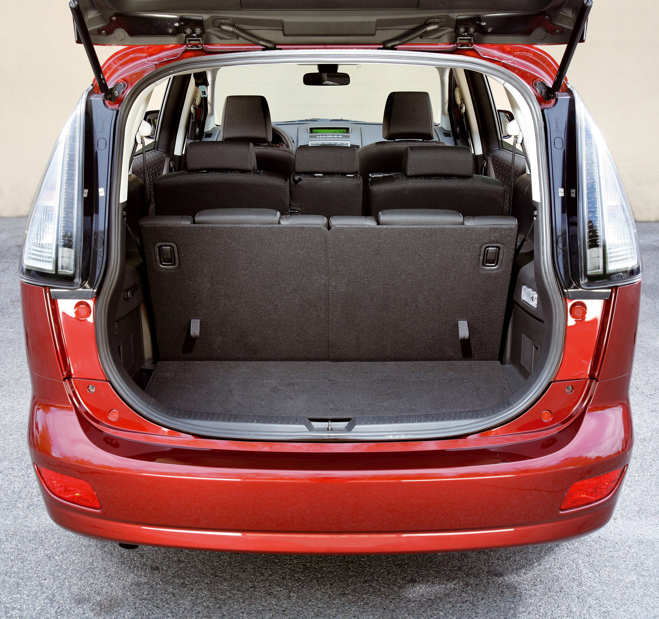 Mazda 5 photo #23