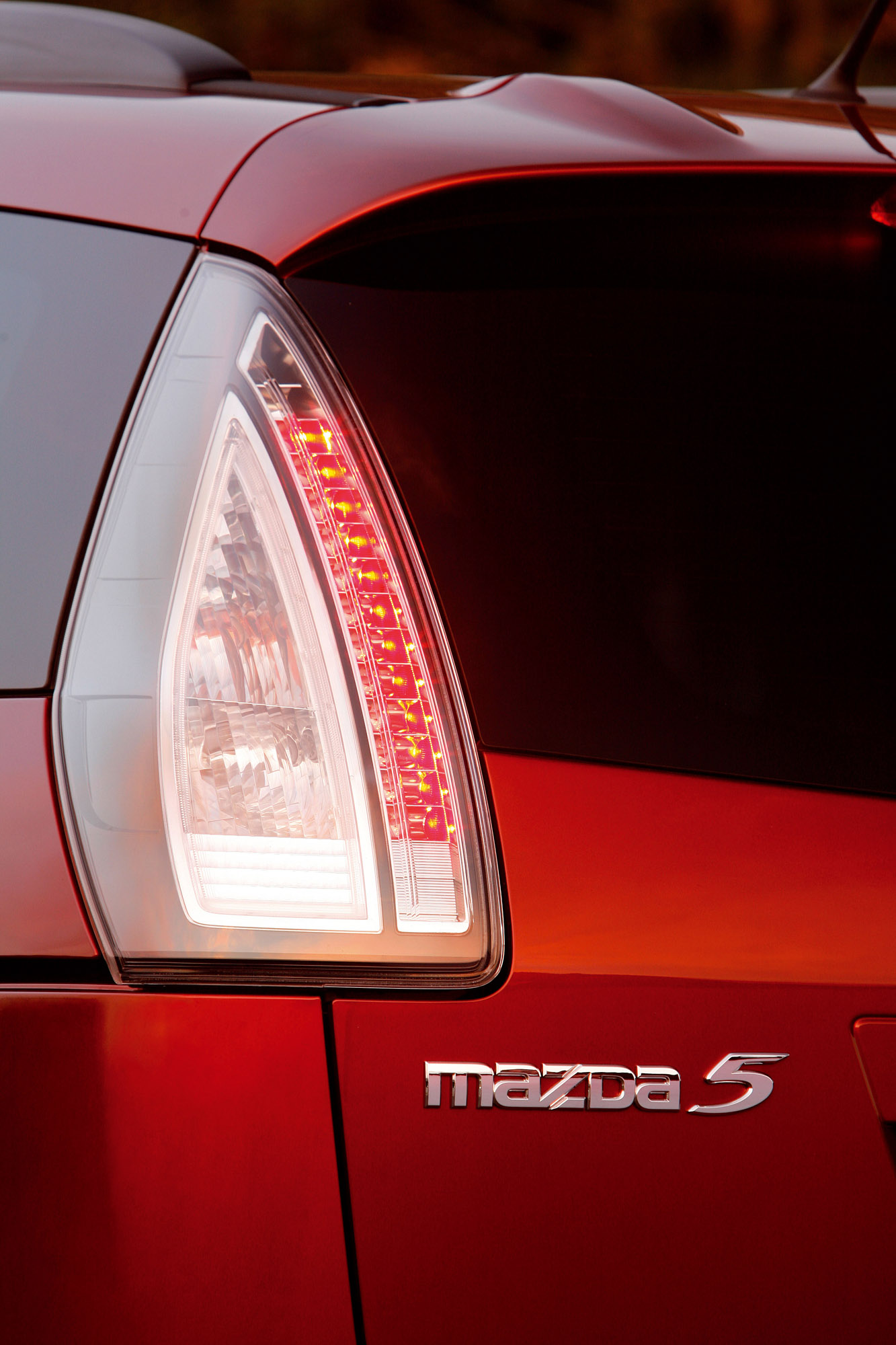 Mazda 5 photo #24