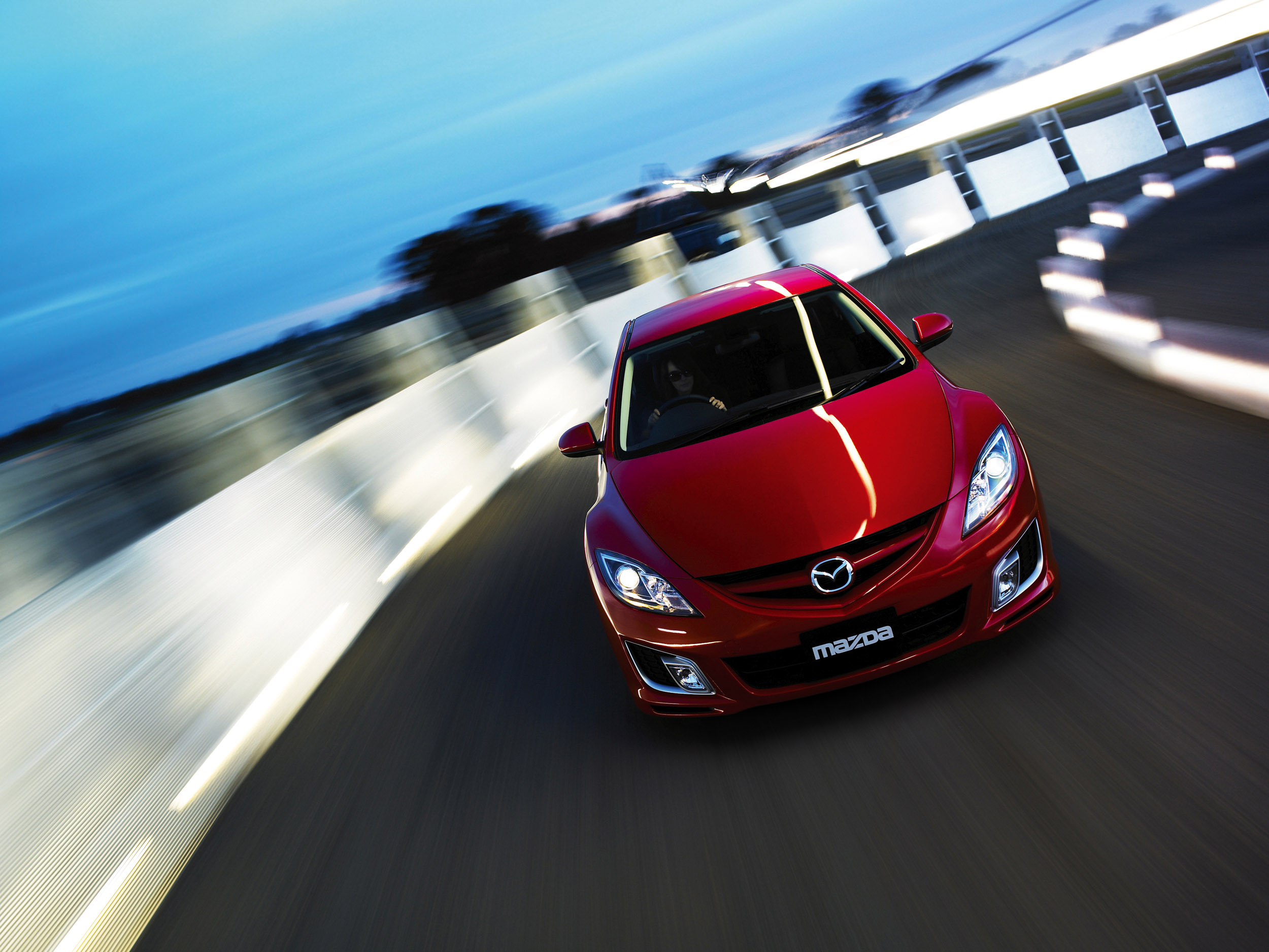 Mazda 6 Hatchback photo #3