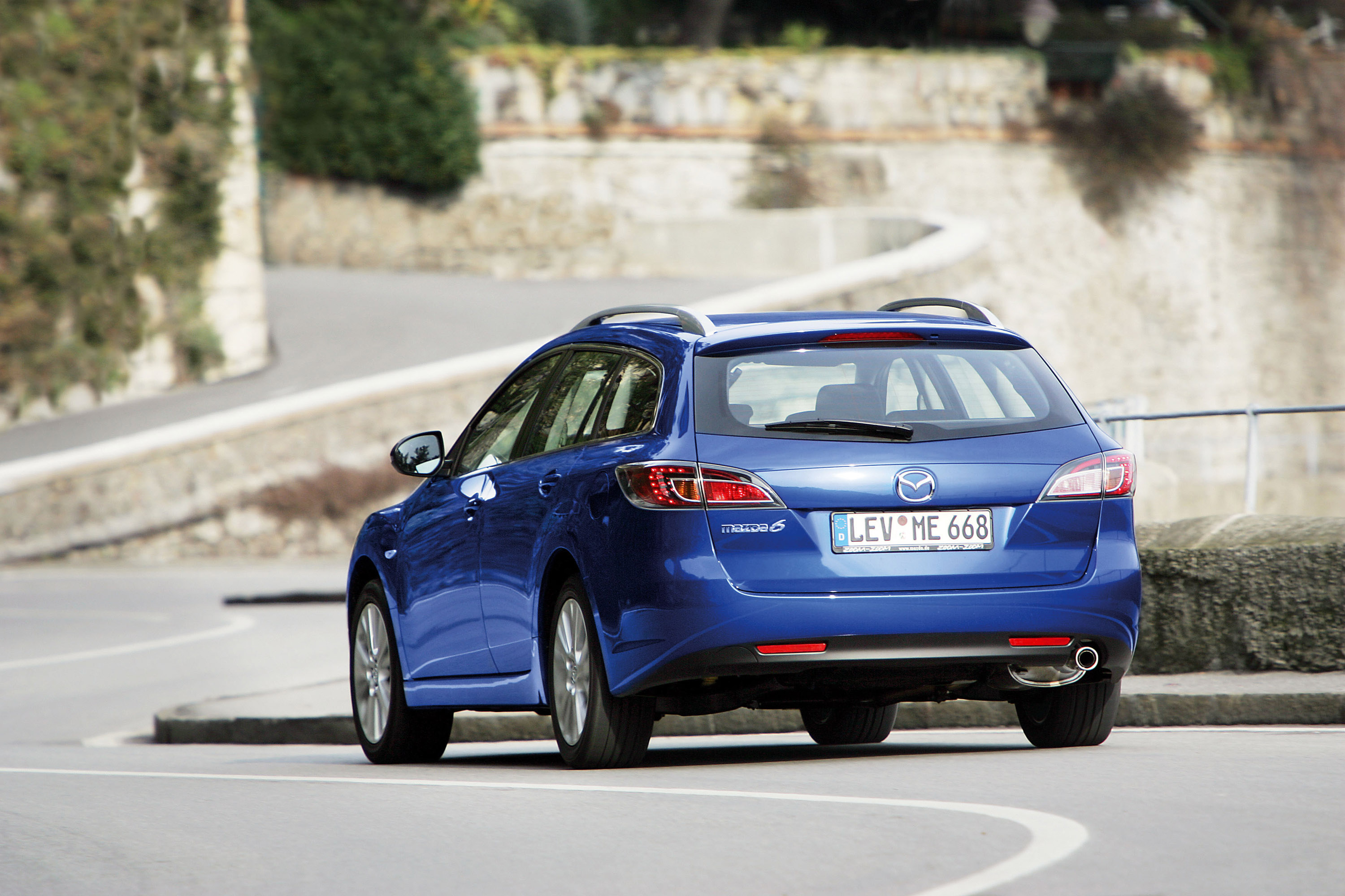 Mazda 6 Wagon photo #34