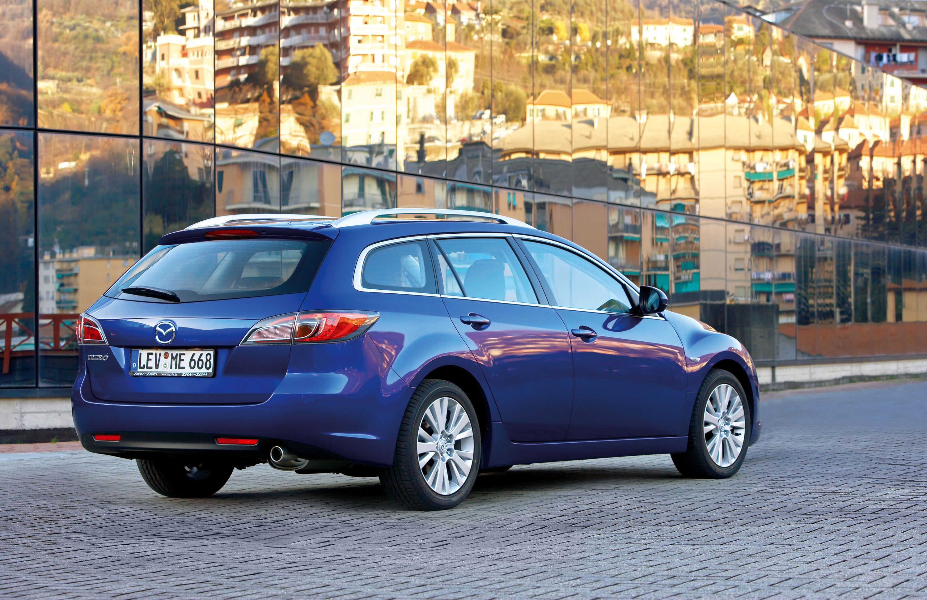 Mazda 6 Wagon photo #40