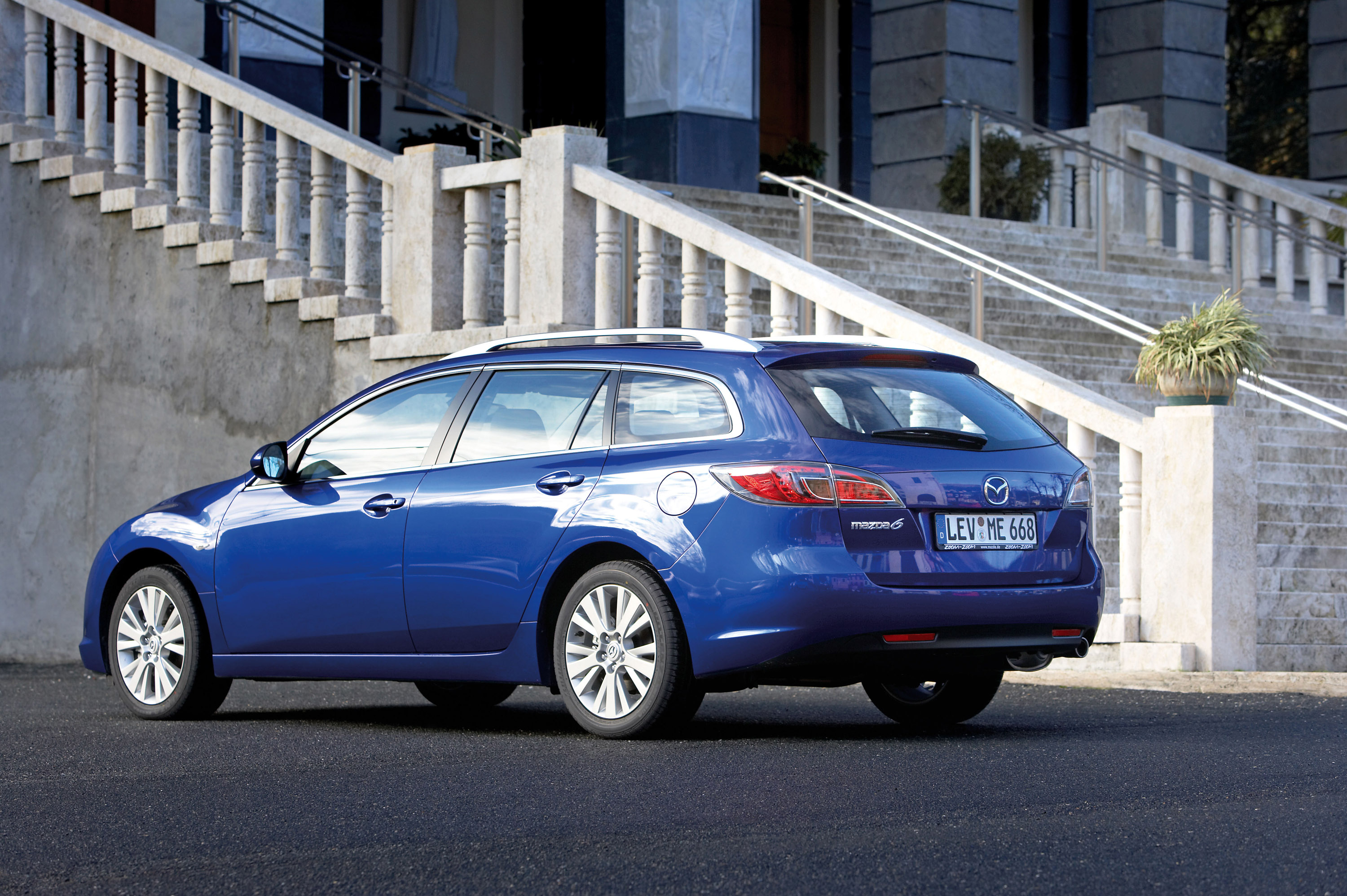 Mazda 6 Wagon photo #41
