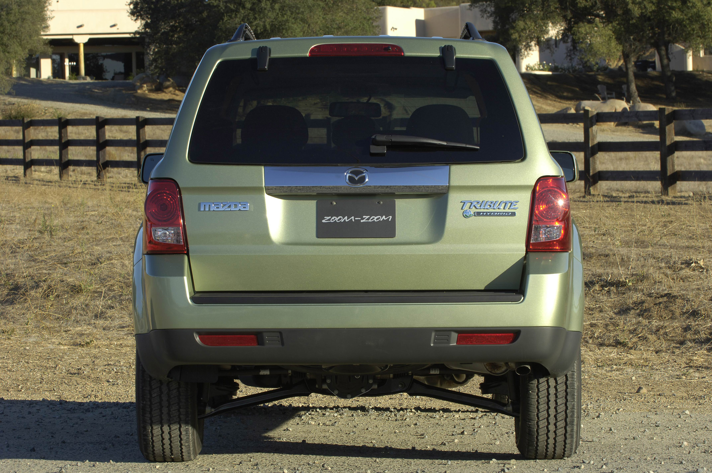 Mazda Tribute HEV photo #8