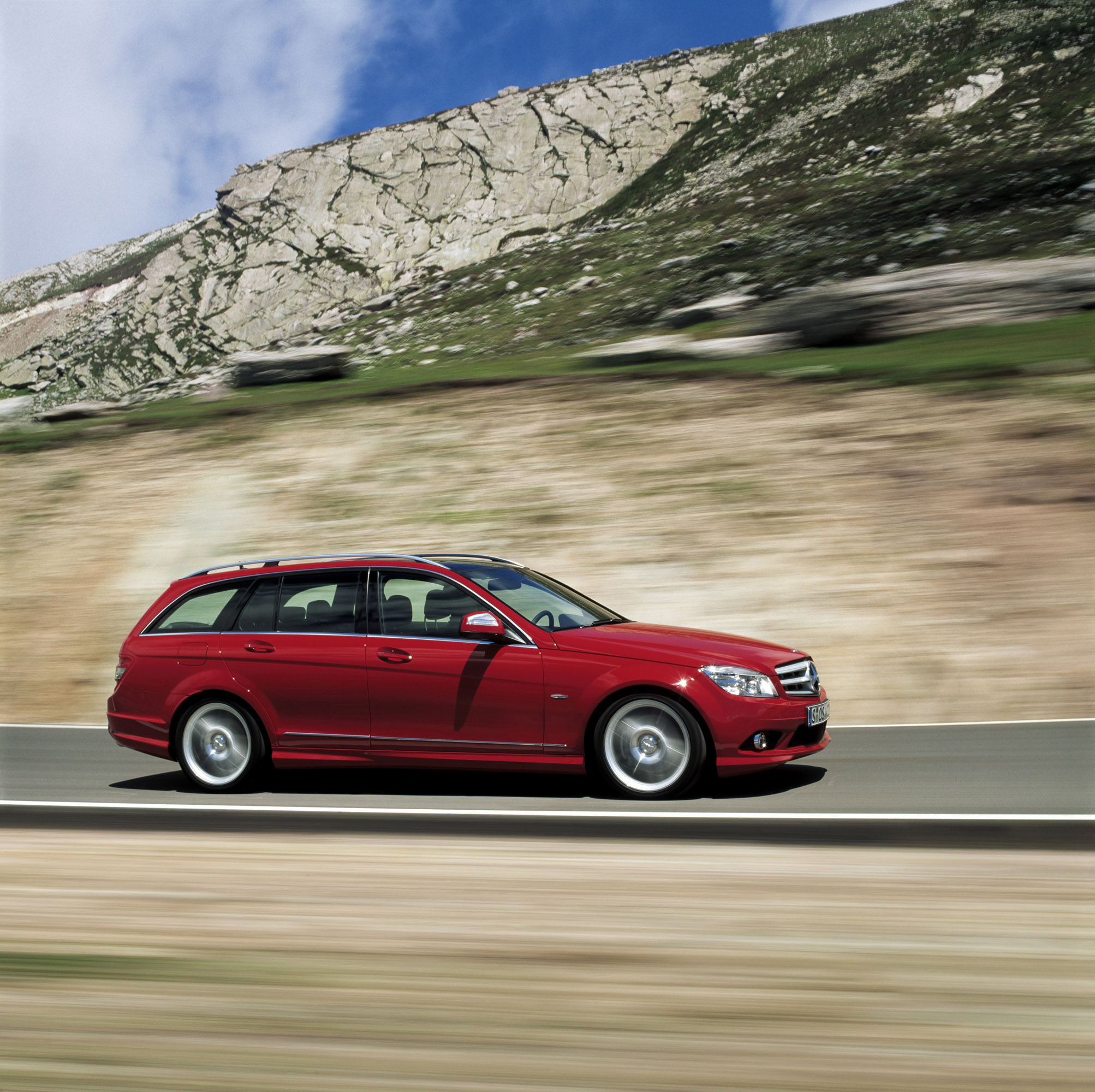 Mercedes-Benz C-Class Estate photo #19