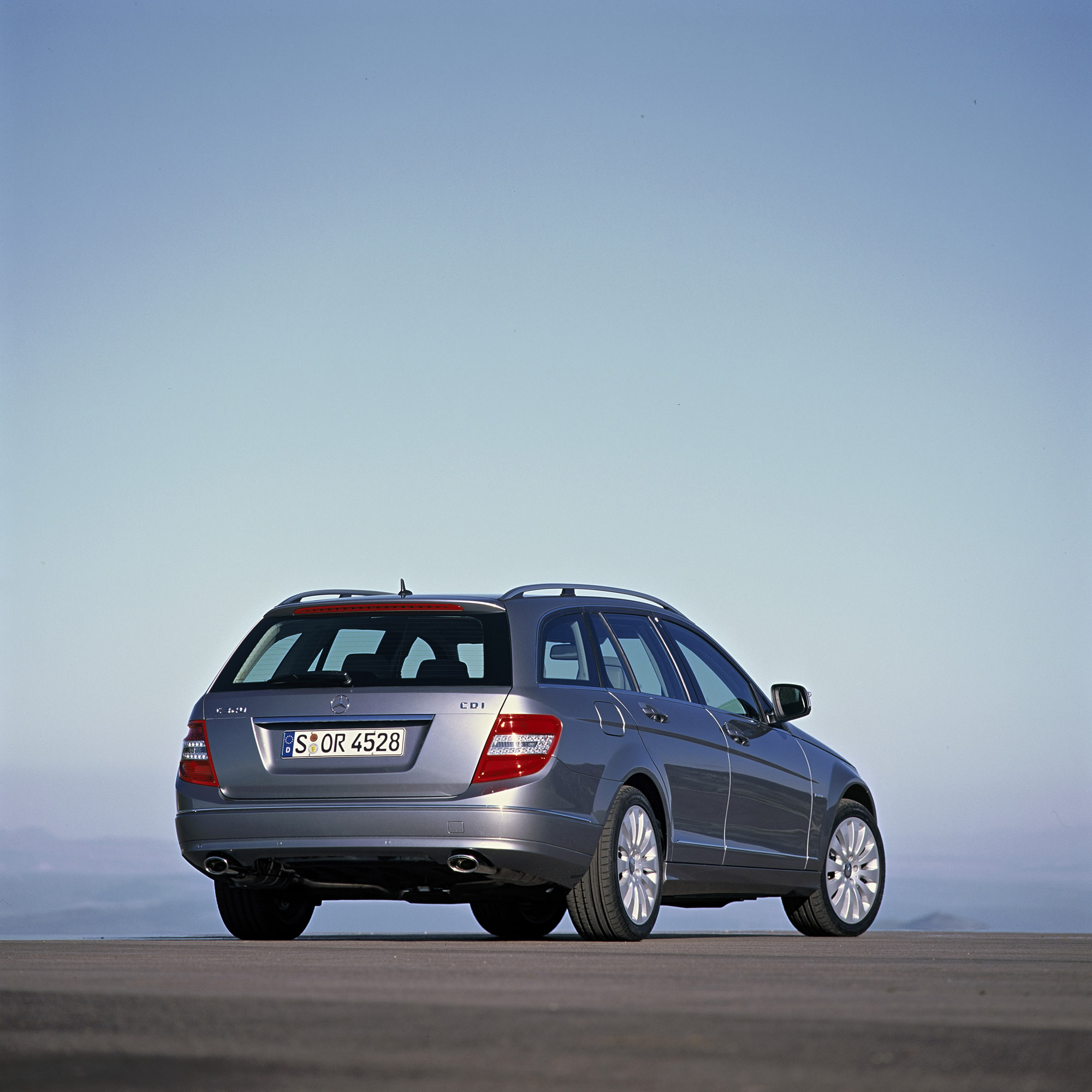 Mercedes-Benz C-Class Estate photo #70