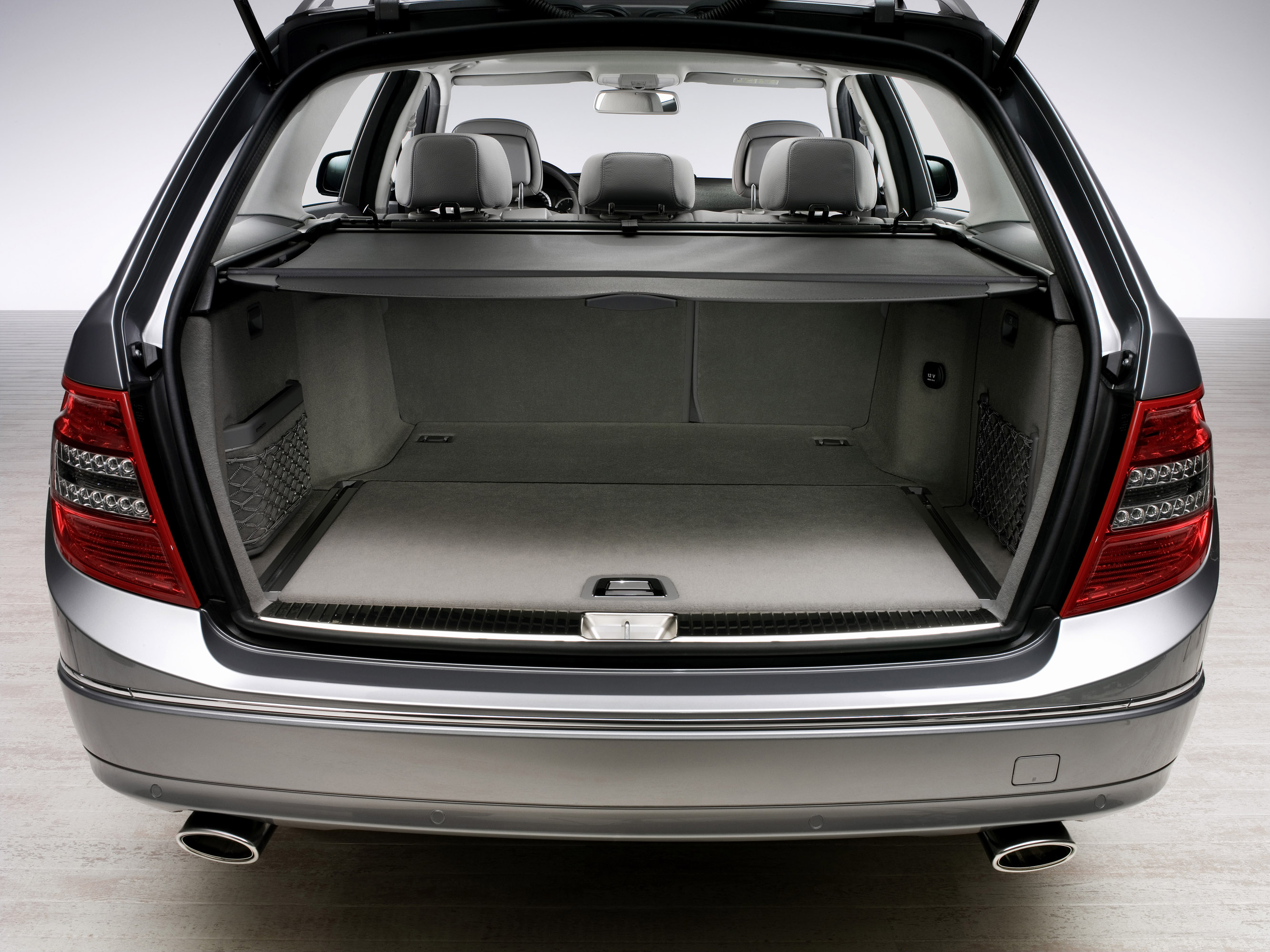 Mercedes-Benz C-Class Estate photo #90