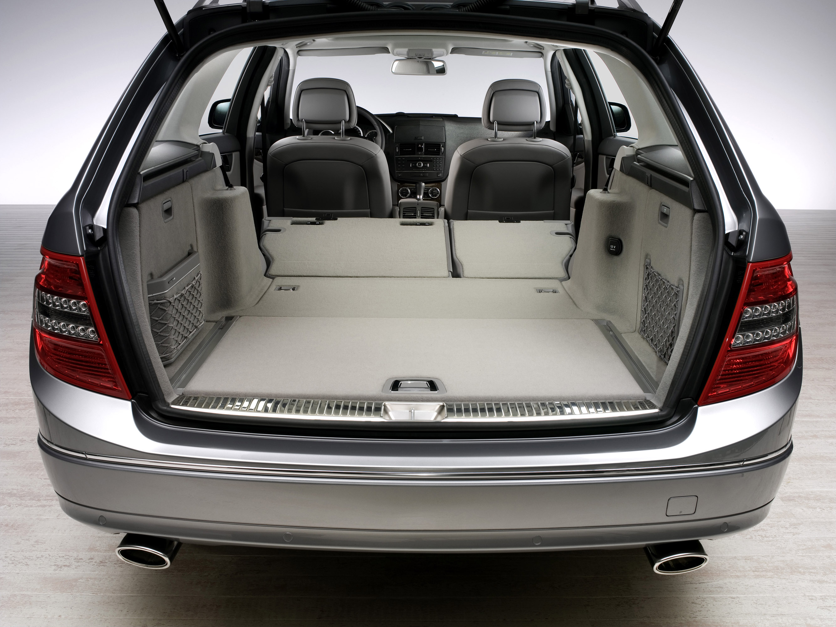 Mercedes-Benz C-Class Estate photo #92