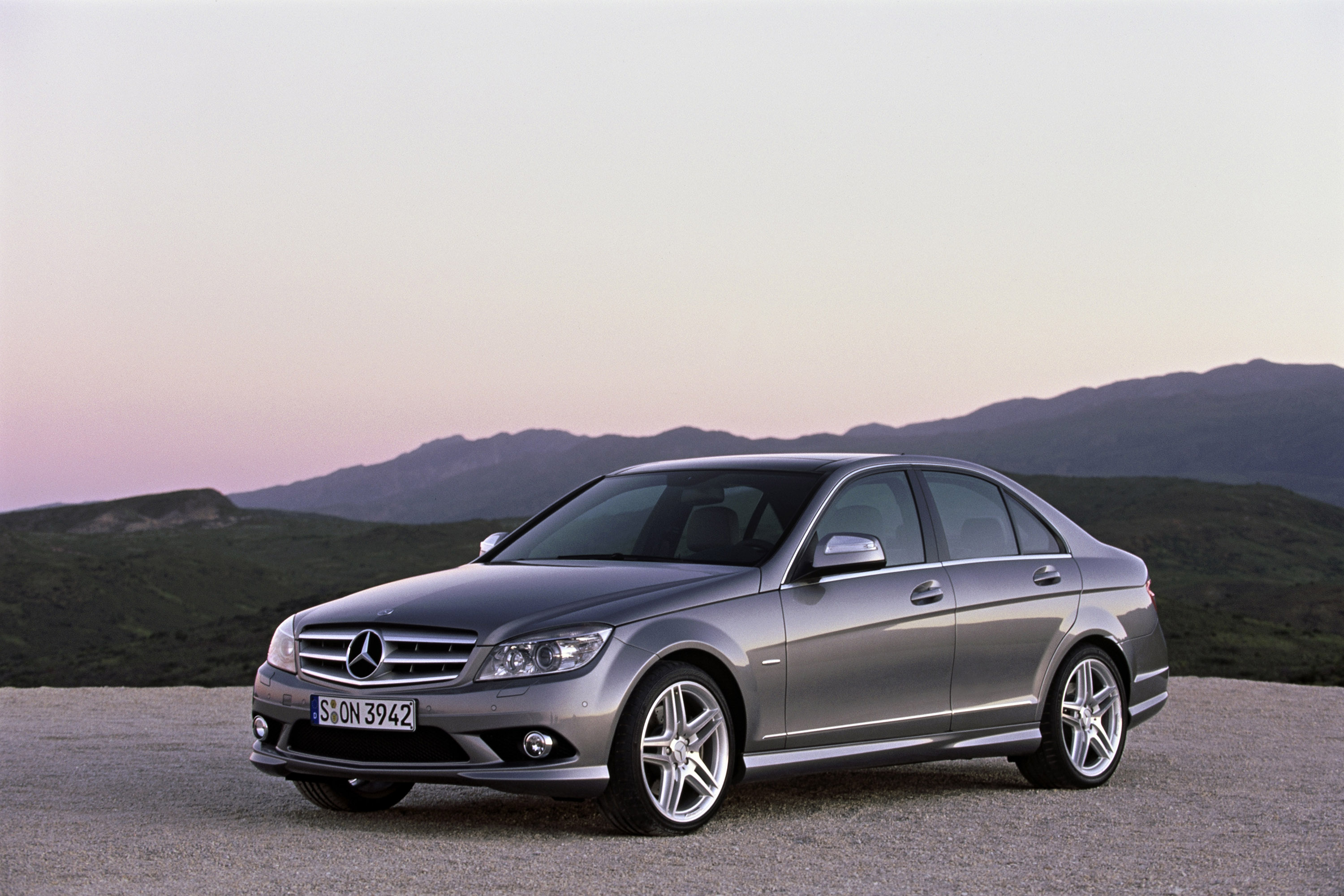Mercedes-Benz C-Class photo #19