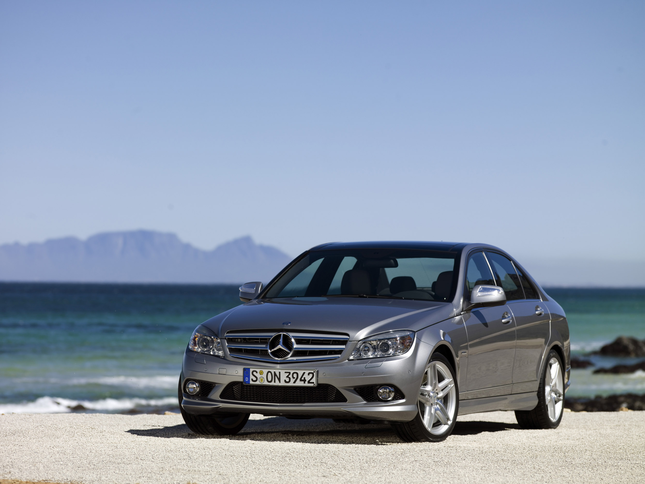 Mercedes-Benz C-Class photo #20