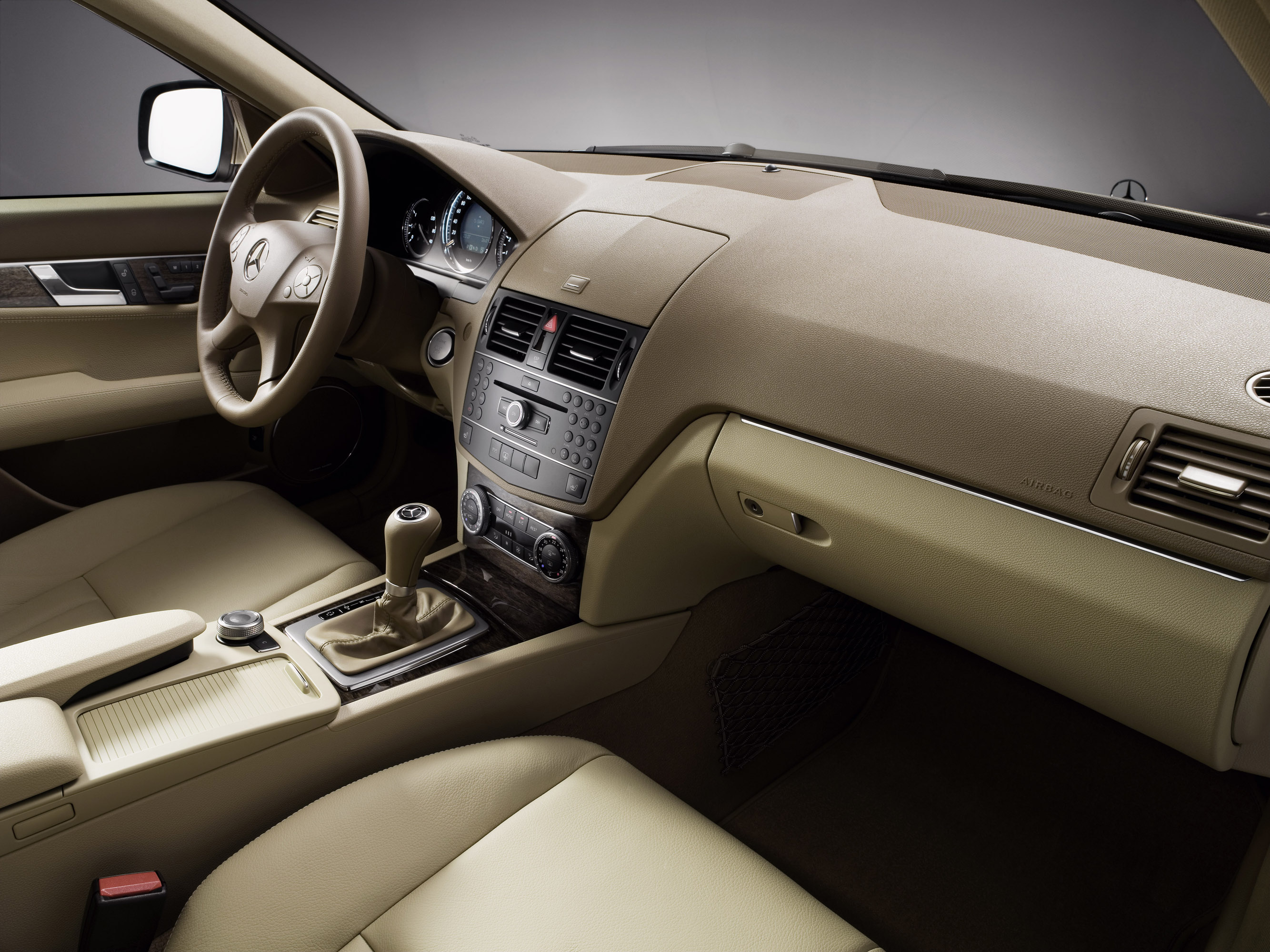 Mercedes-Benz C-Class photo #63