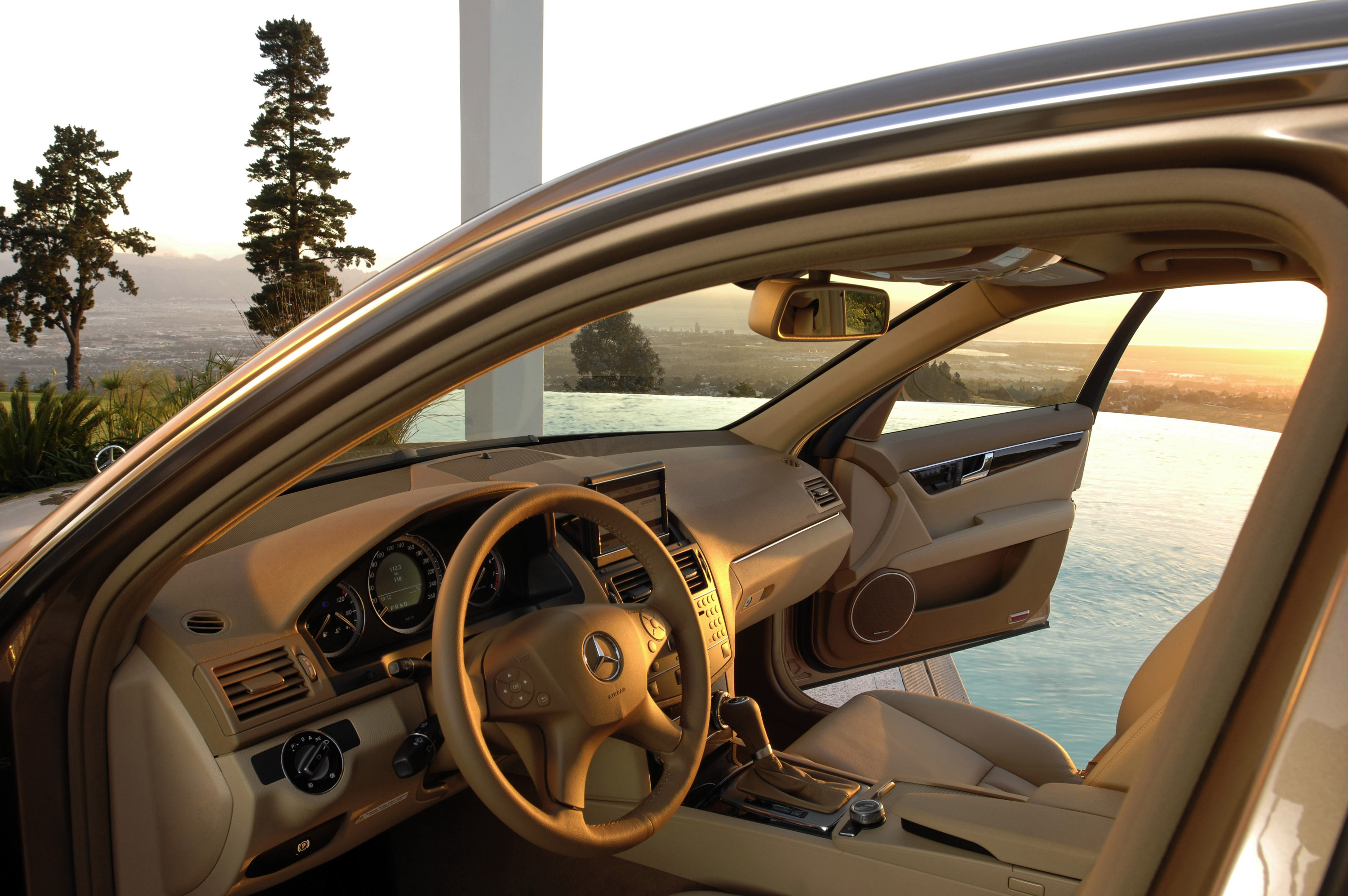 Mercedes-Benz C-Class photo #68