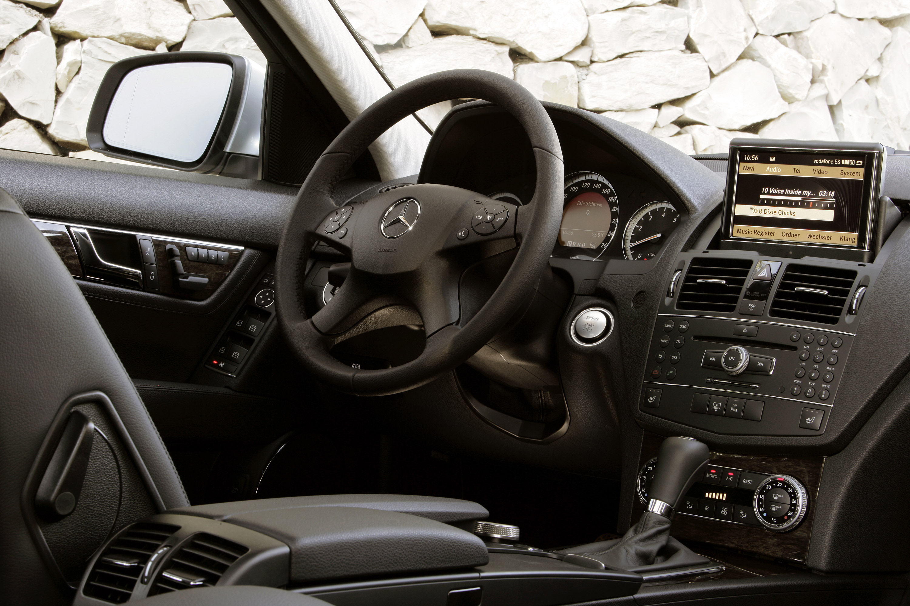 Mercedes-Benz C-Class photo #69