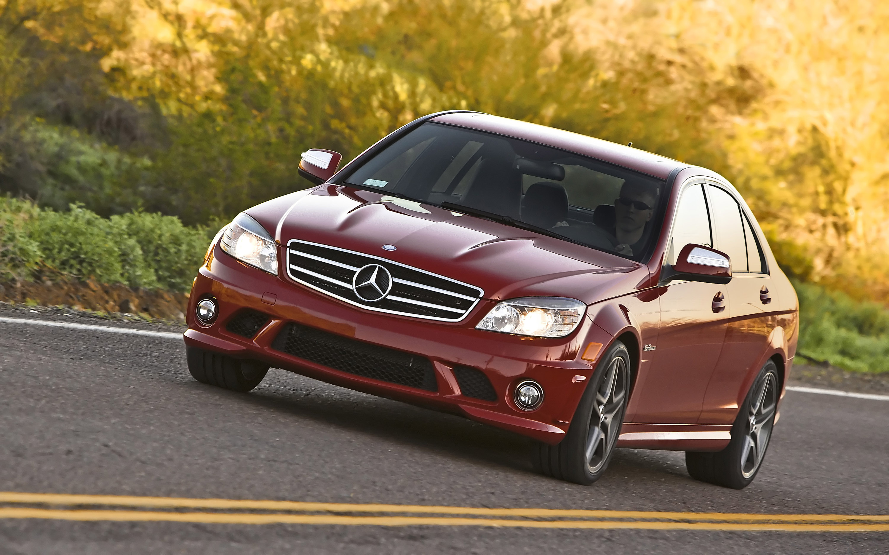 Mercedes-Benz C63 AMG photo #9