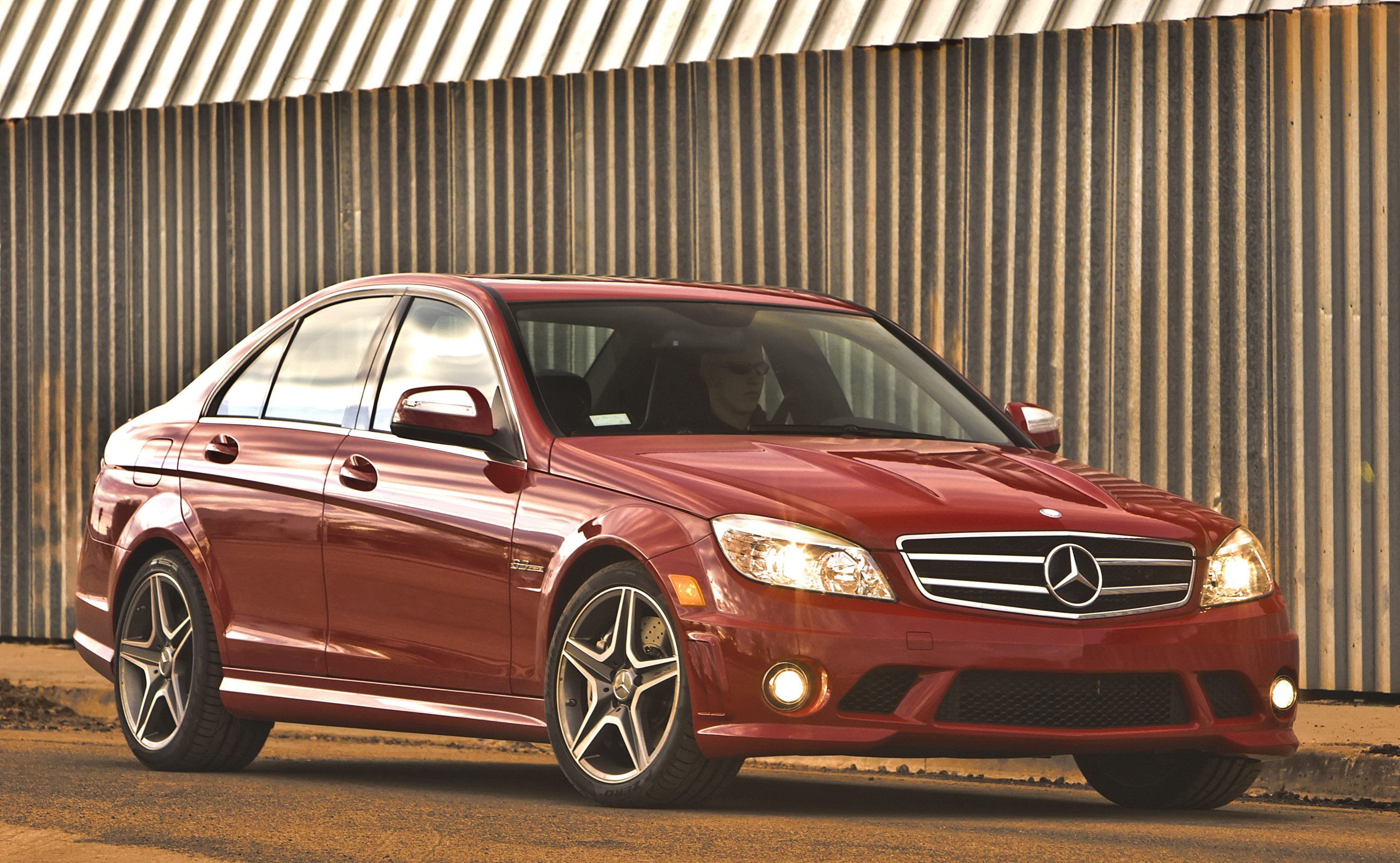 Mercedes-Benz C63 AMG photo #16