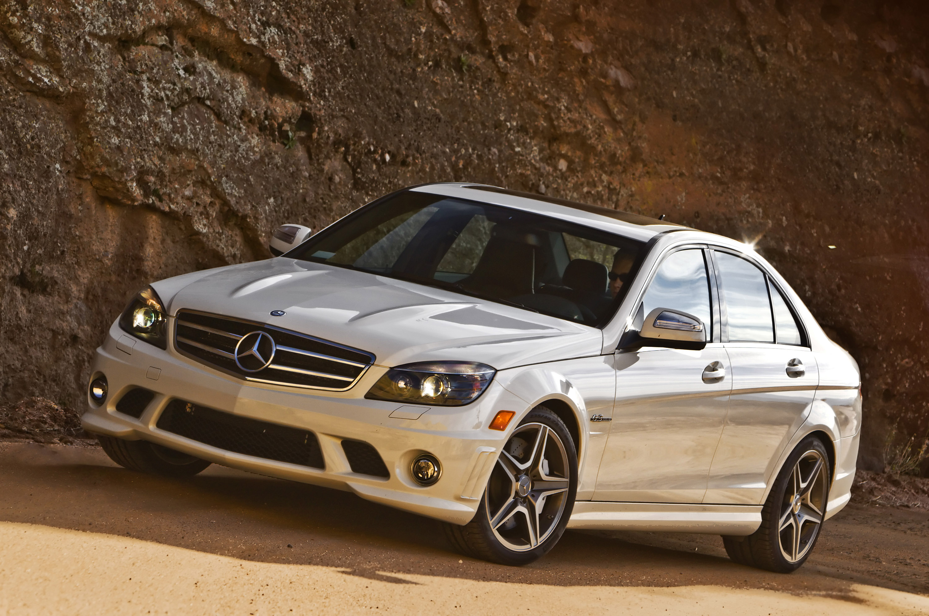 Mercedes-Benz C63 AMG photo #26