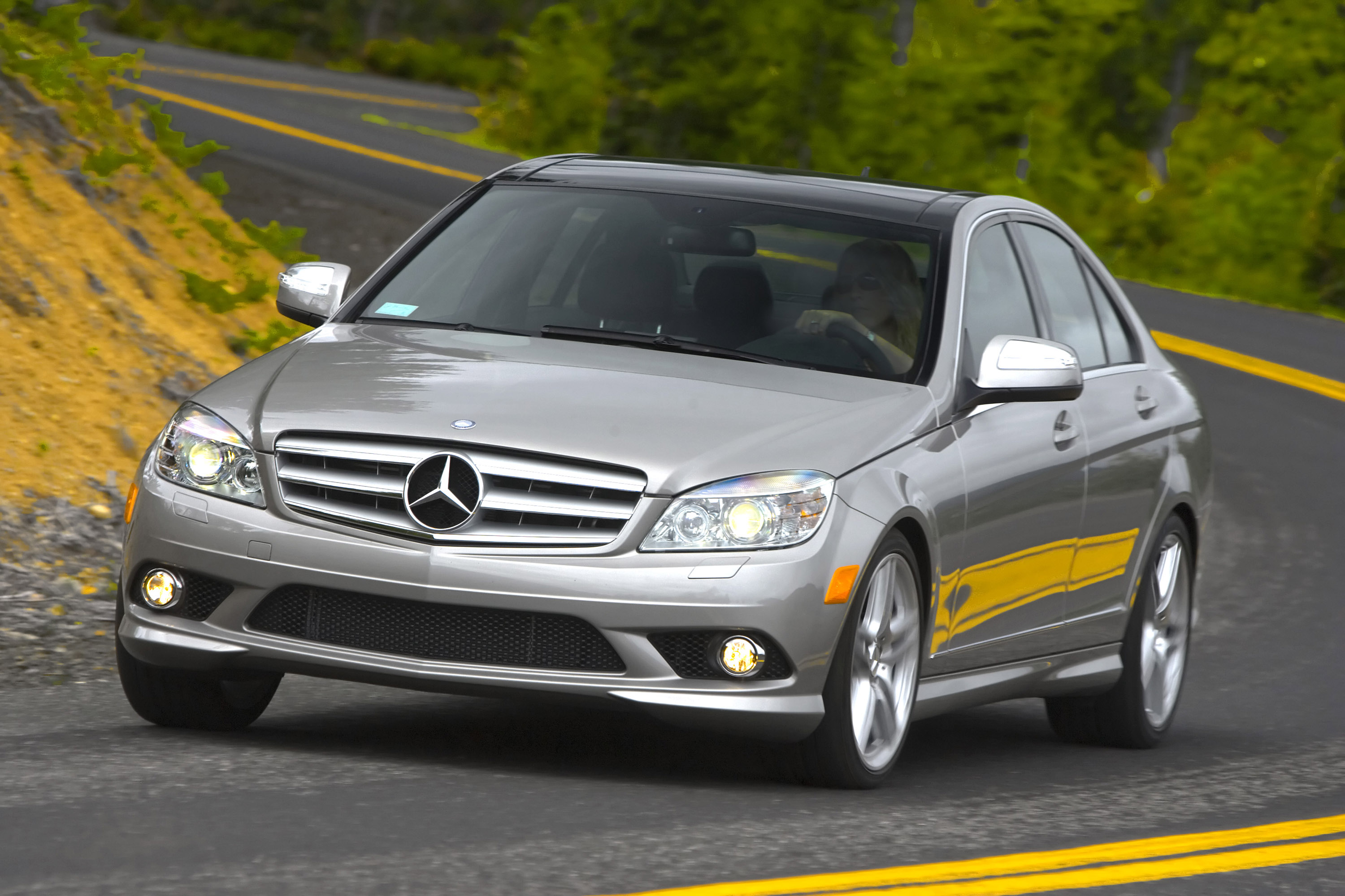 Mercedes-Benz C63 AMG photo #33