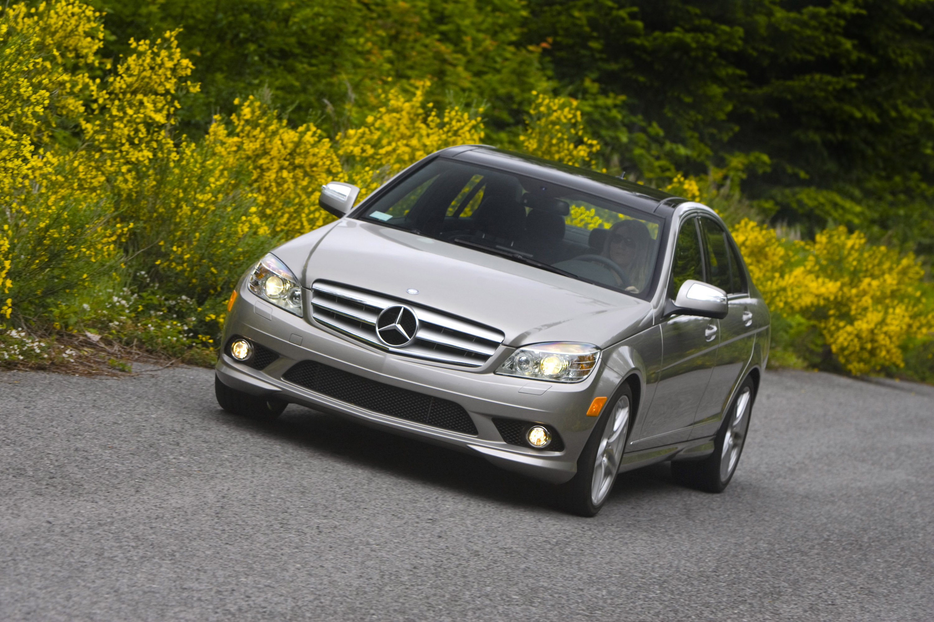 Mercedes-Benz C63 AMG photo #35
