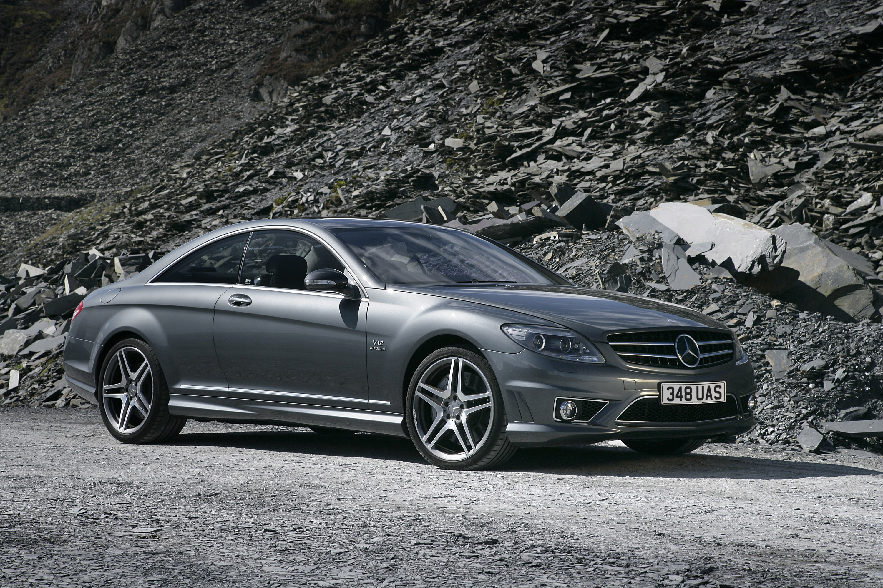 Mercedes-Benz CL65 AMG UK Version photo #16